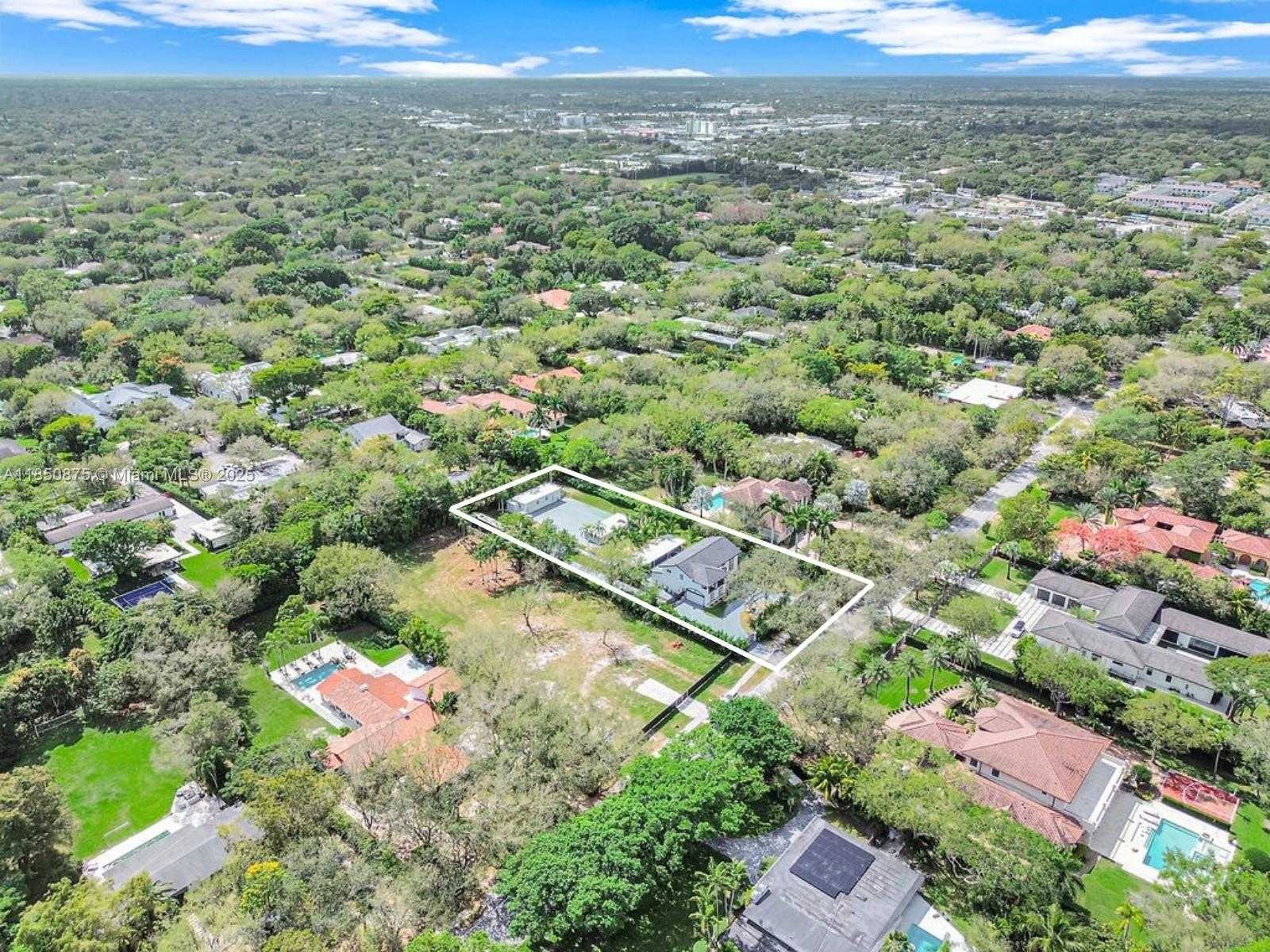 Small Image of 7830 SOUTH WEST 120TH ST, Pinecrest Number 57