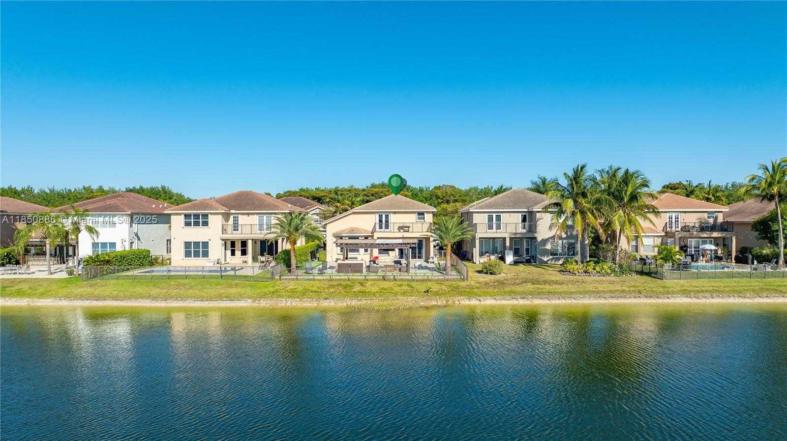 Small Image of 5022 SOUTH WEST 173RD AVE, Miramar Number 8