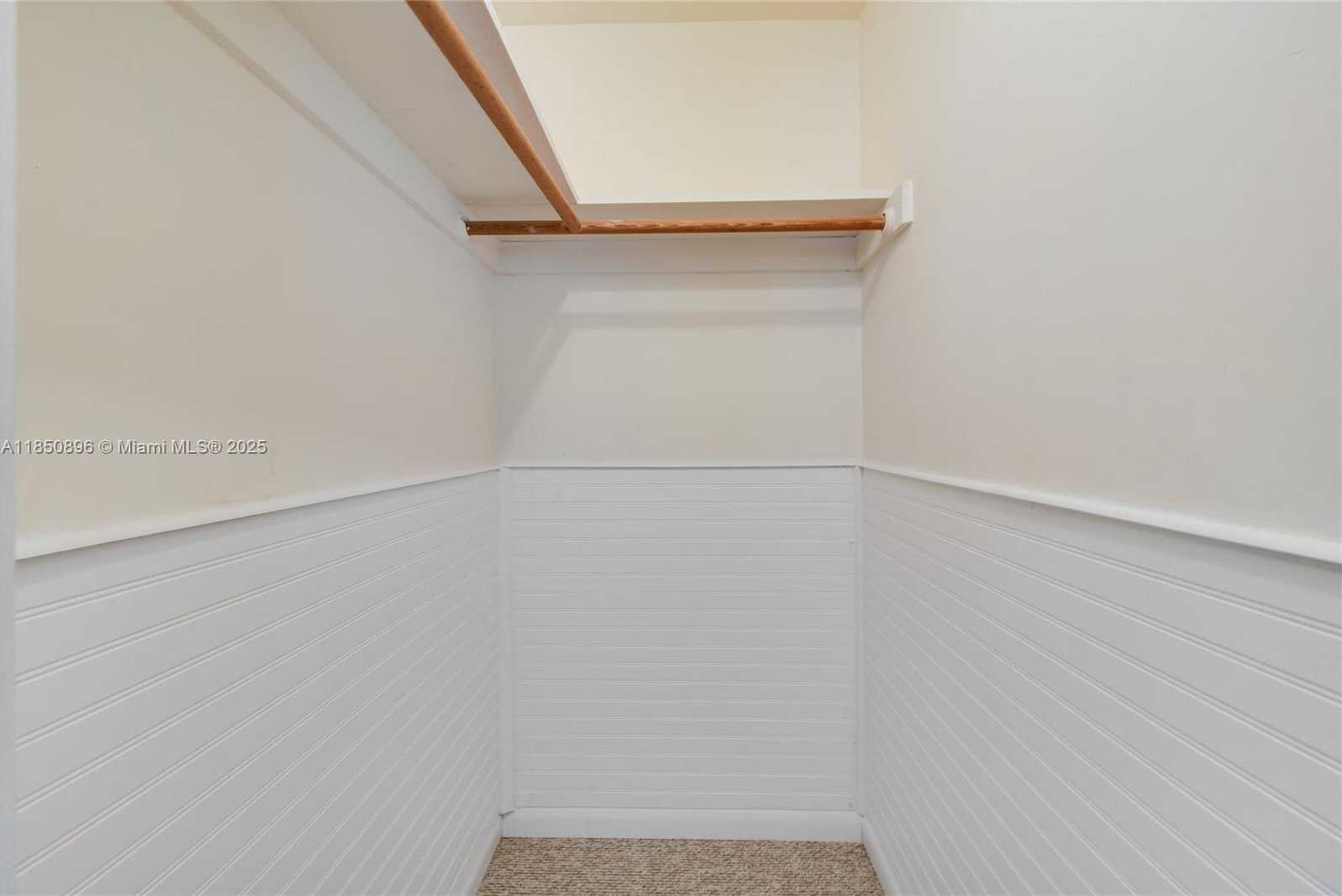 Small Image of 110 EAST WINDSOR RD E, Jupiter Number 18