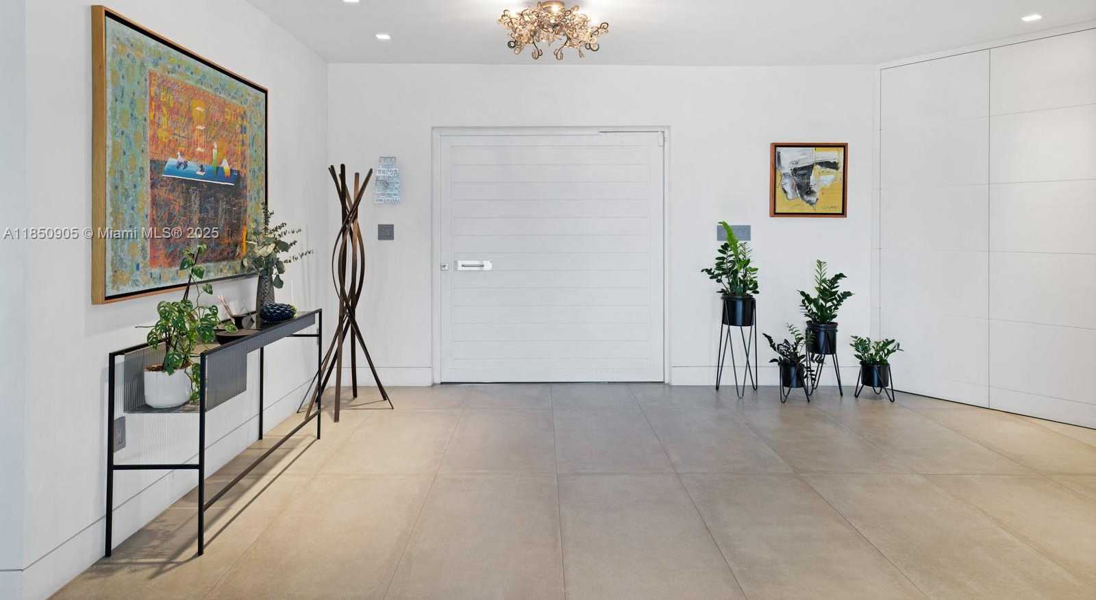 Small Image of 2070 NORTH EAST 194TH TER, North Miami Beach Number 2