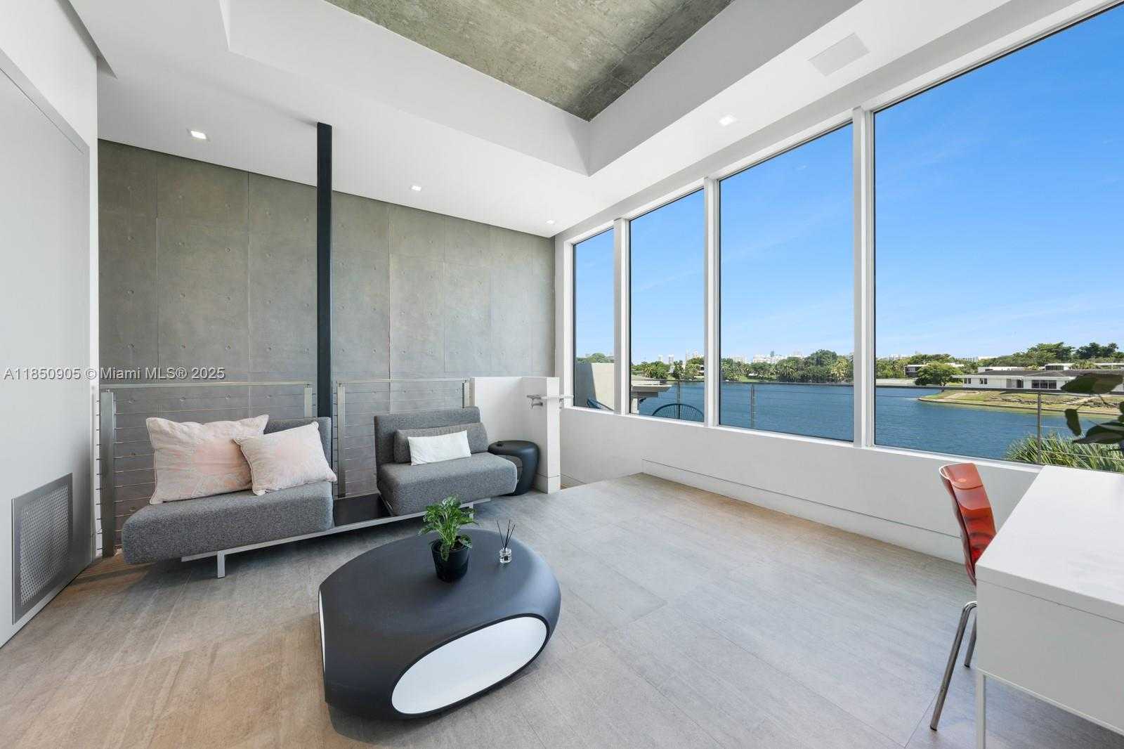 Small Image of 2070 NORTH EAST 194TH TER, North Miami Beach Number 26