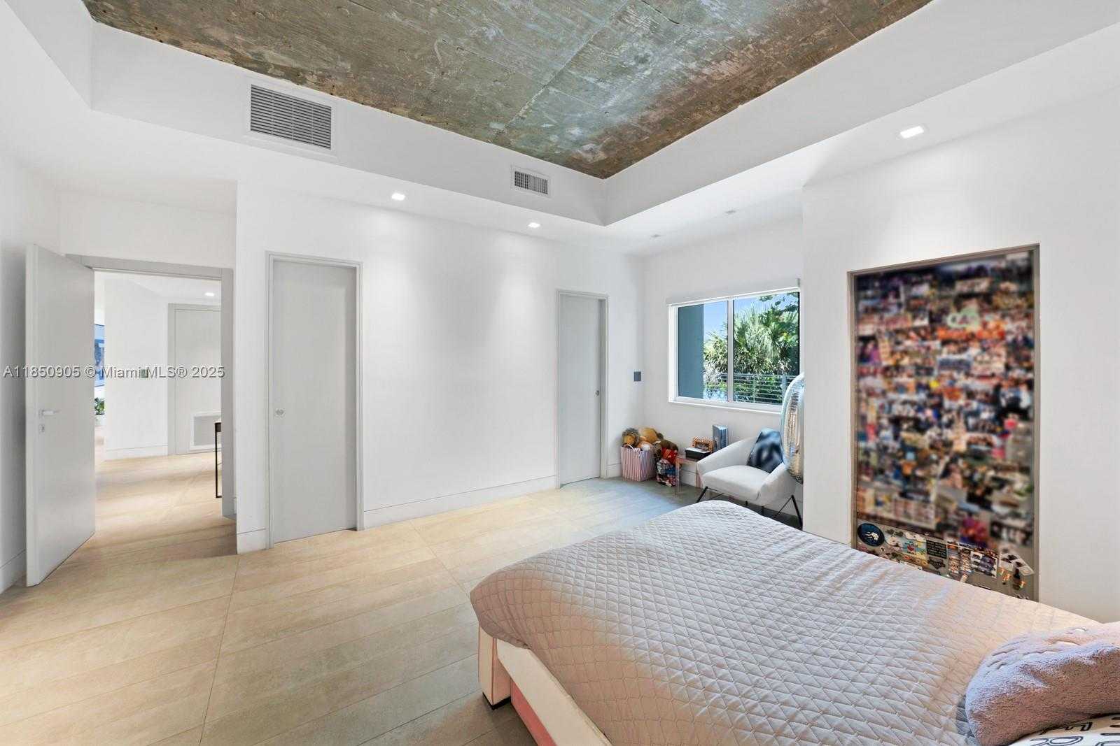 Small Image of 2070 NORTH EAST 194TH TER, North Miami Beach Number 34
