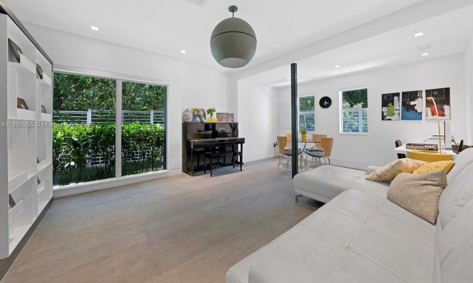 Small Image of 2070 NORTH EAST 194TH TER, North Miami Beach Number 44