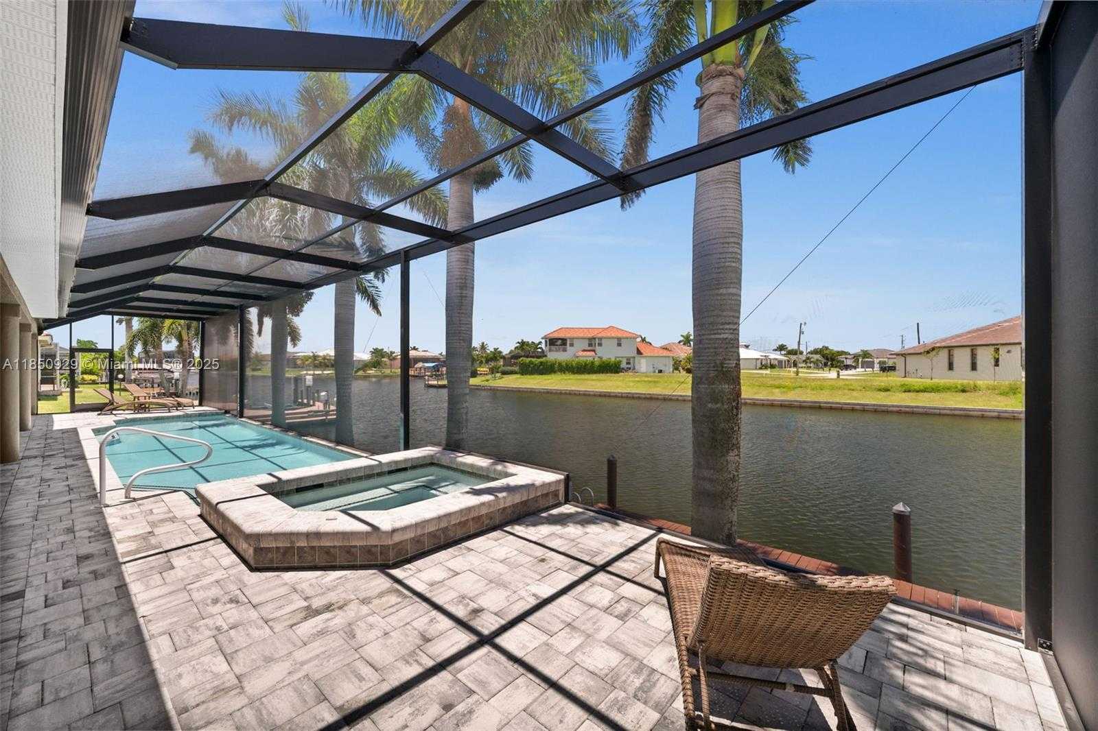 Small Image of 4012 SW 29TH AVE, Cape Coral Number 4