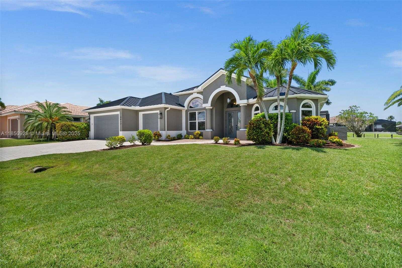 Small Image of 4012 SW 29TH AVE, Cape Coral Number 5