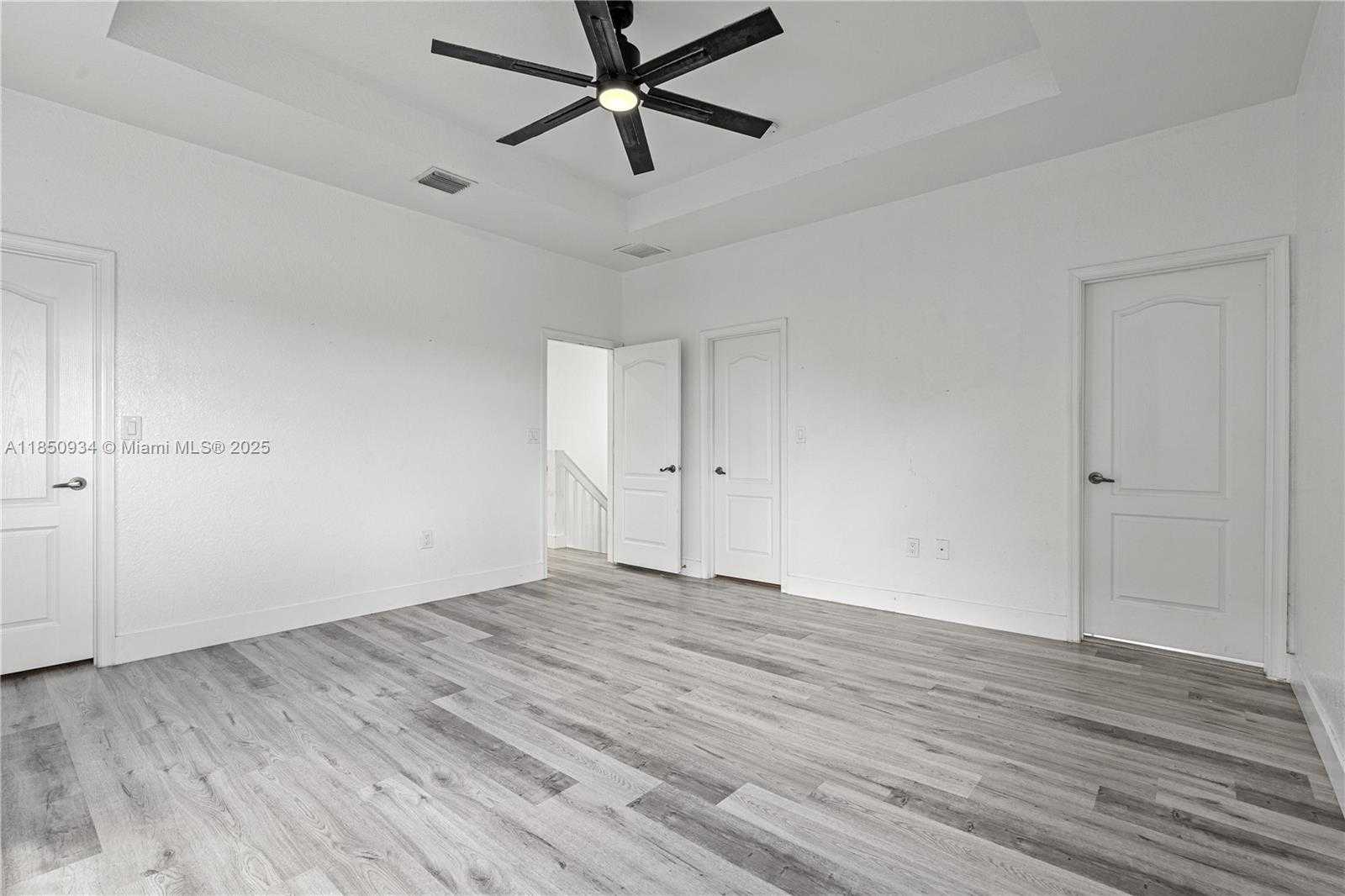 Small Image of 3911 NORTH EAST 13TH DR, Homestead Number 24