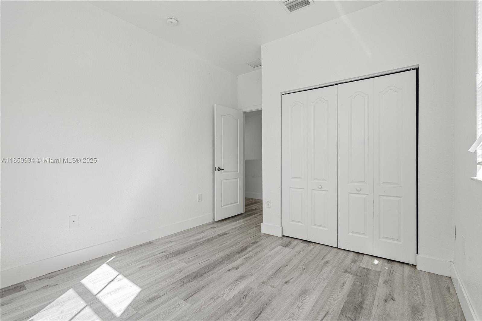 Small Image of 3911 NORTH EAST 13TH DR, Homestead Number 34
