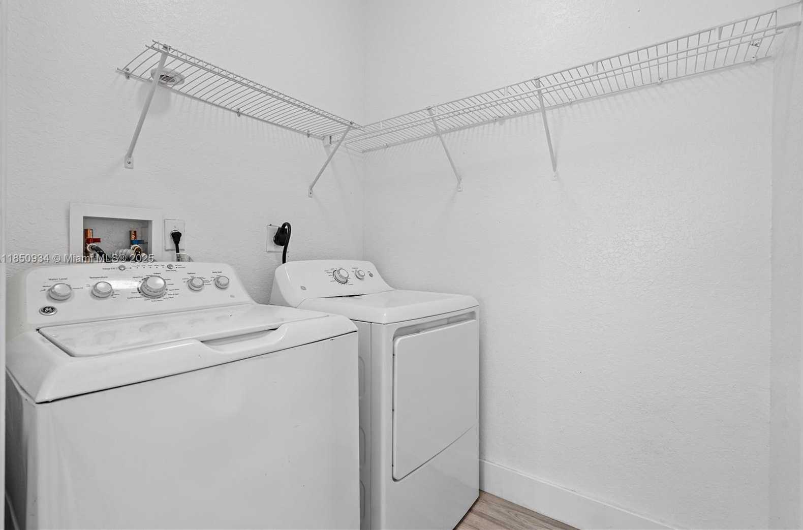 Small Image of 3911 NORTH EAST 13TH DR, Homestead Number 35