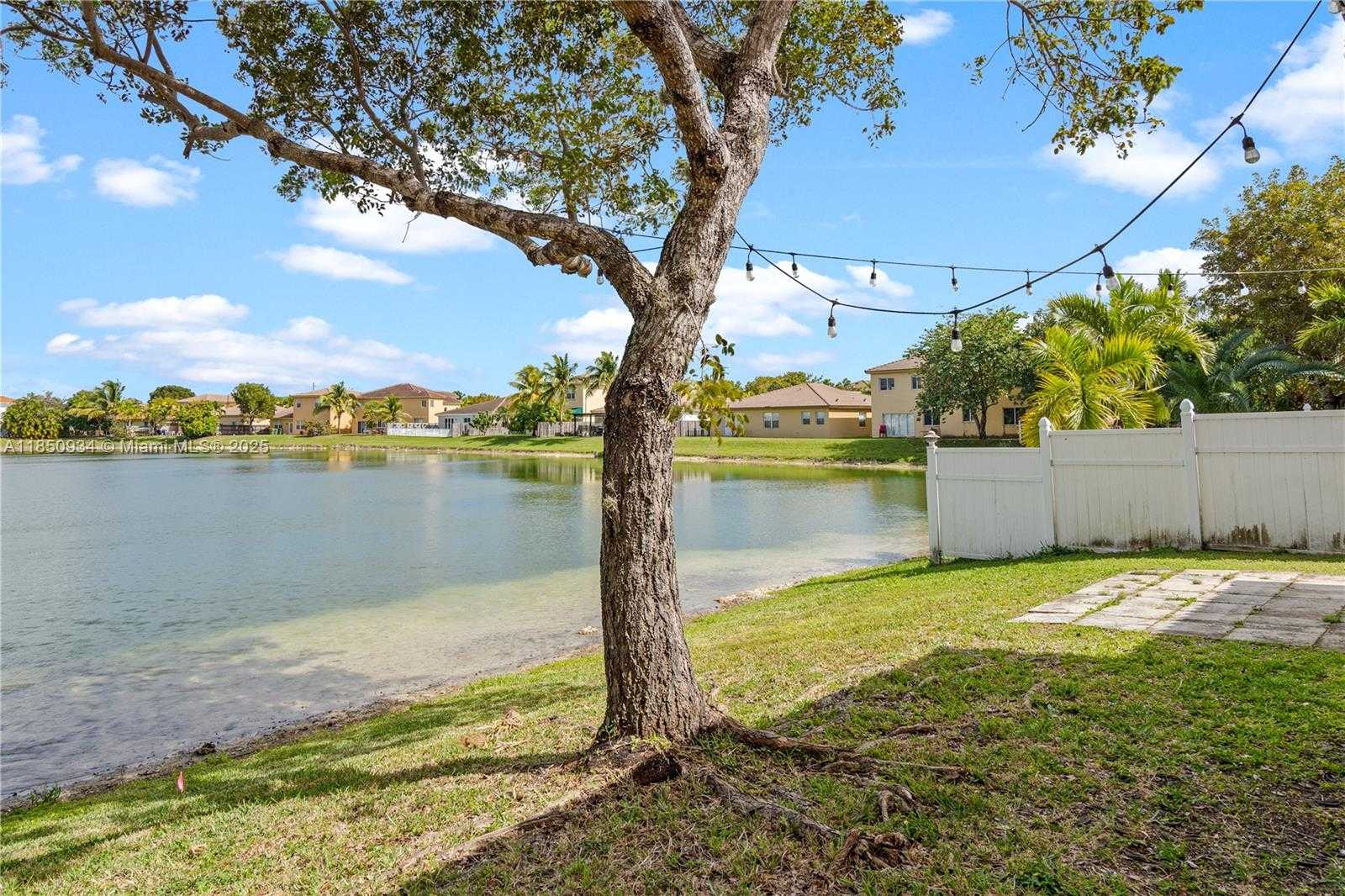 Small Image of 3911 NORTH EAST 13TH DR, Homestead Number 40