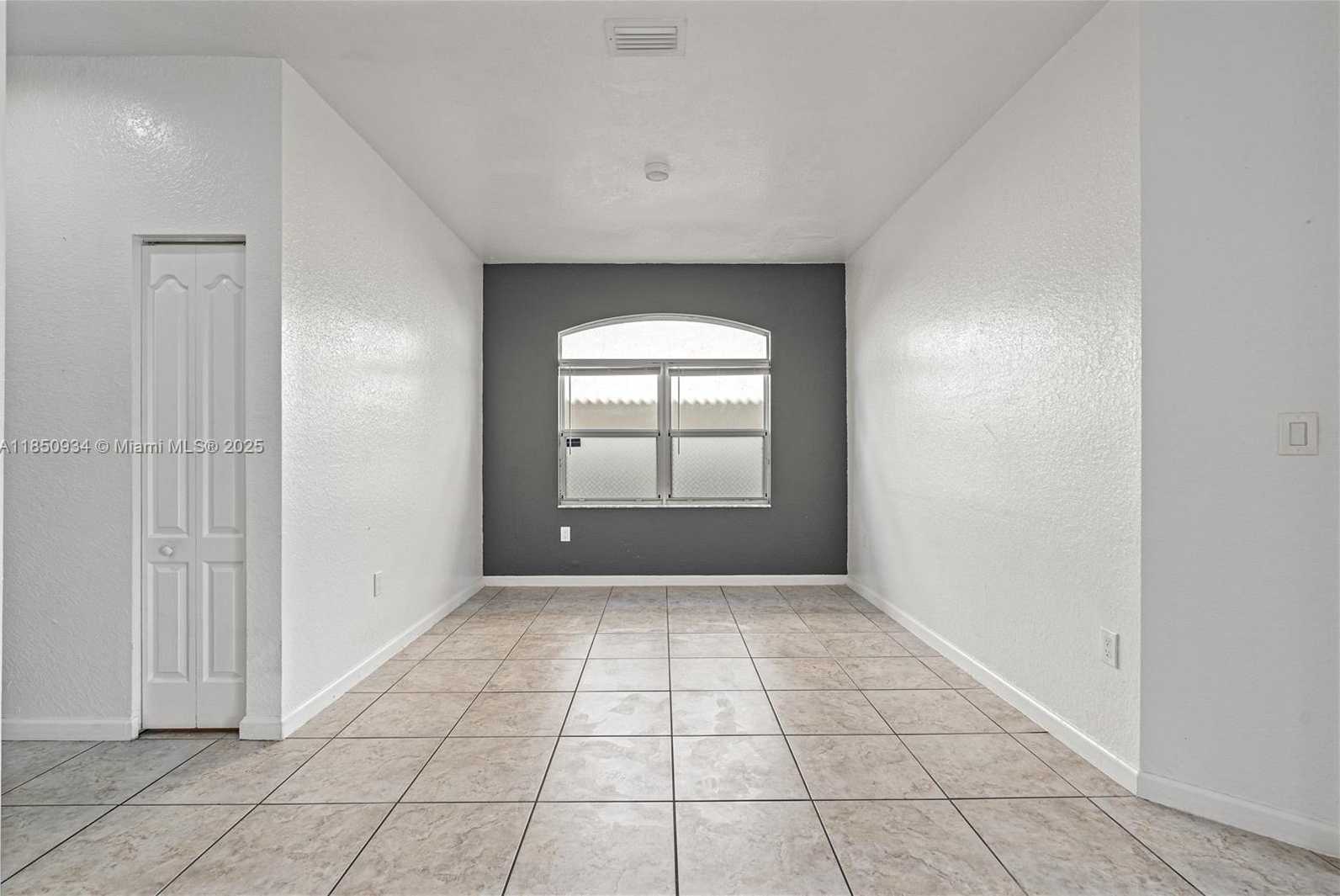 Small Image of 3911 NORTH EAST 13TH DR, Homestead Number 5