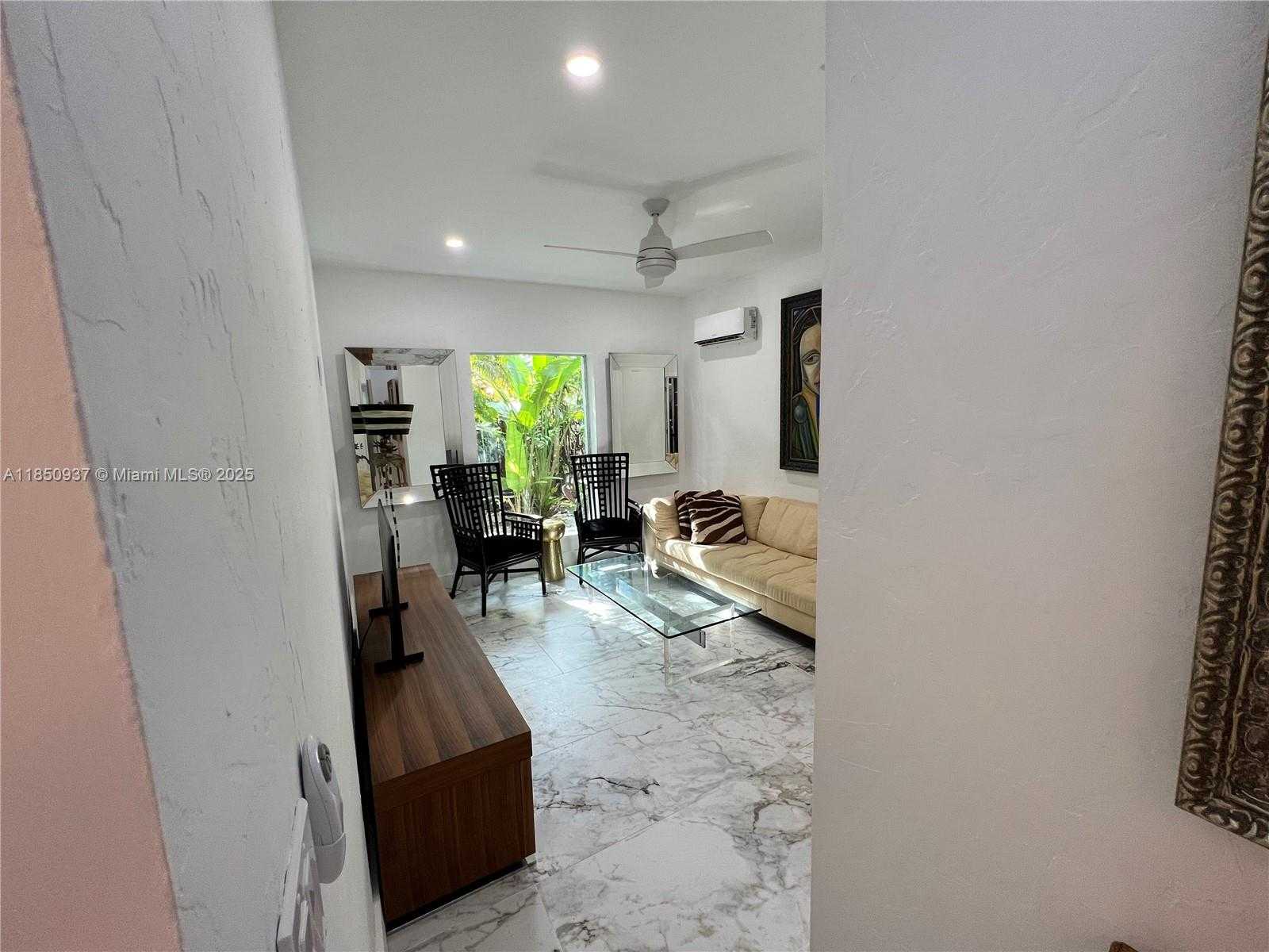Small Image of 435 NORTH EAST 77TH ST RD, Miami Number 28