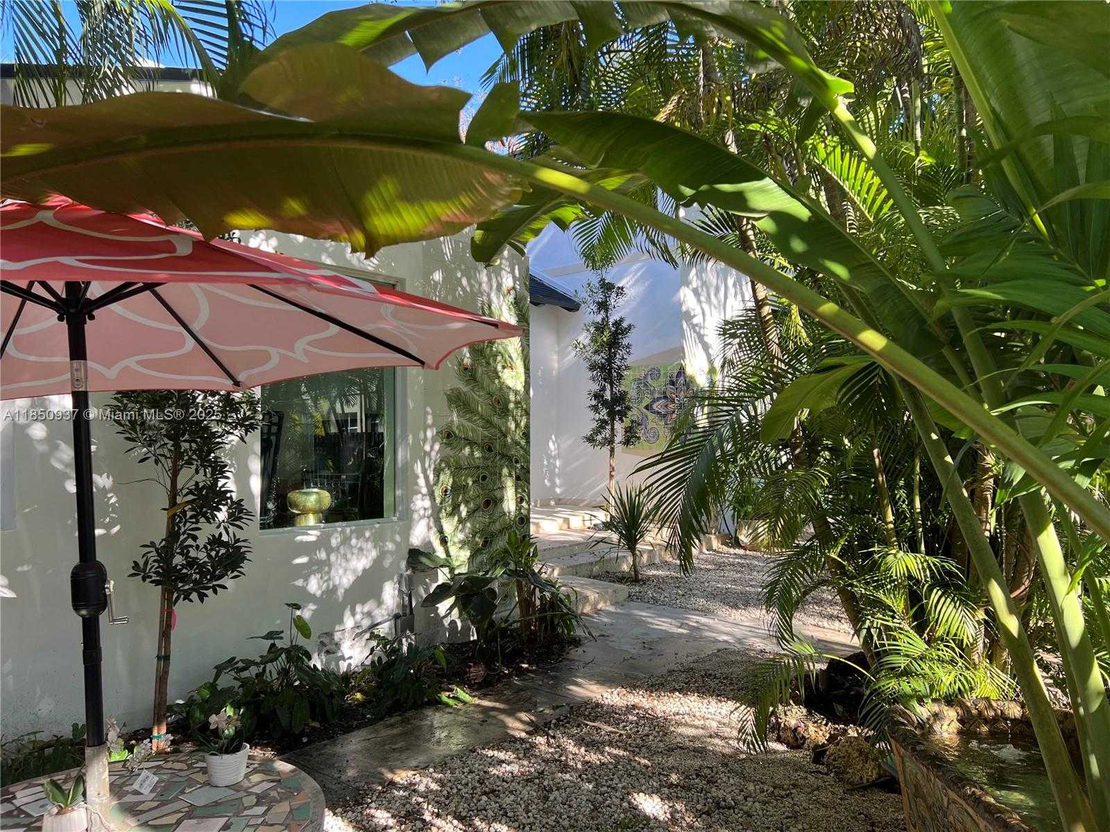 Small Image of 435 NORTH EAST 77TH ST RD, Miami Number 47