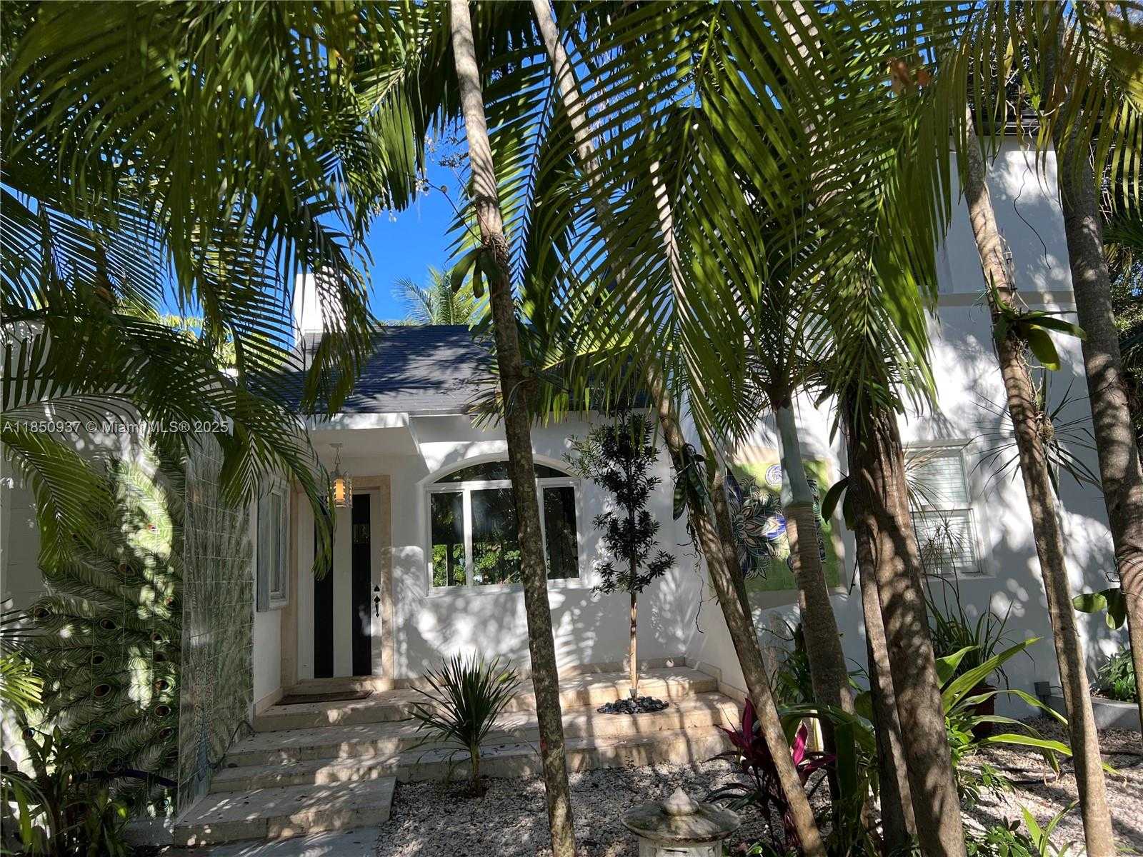 Small Image of 435 NORTH EAST 77TH ST RD, Miami Number 48