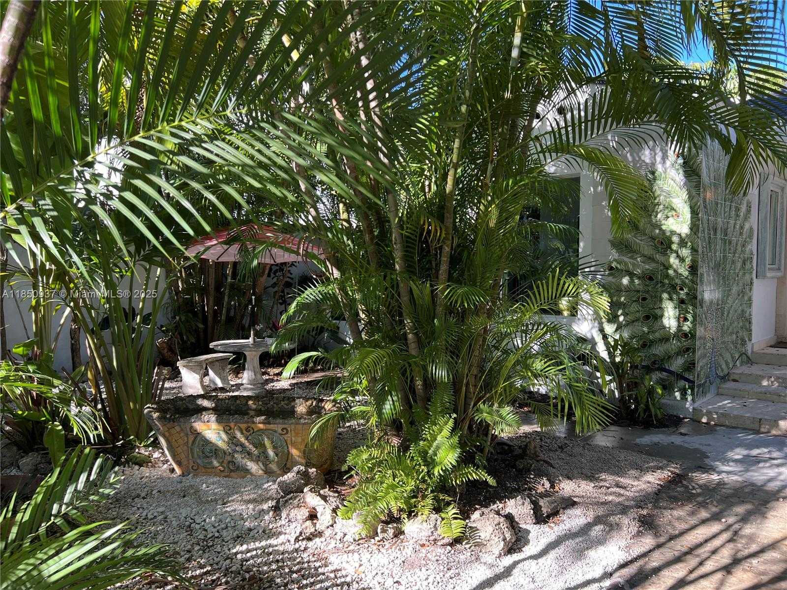 Small Image of 435 NORTH EAST 77TH ST RD, Miami Number 50