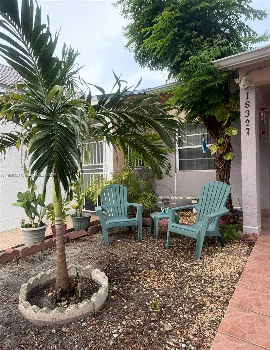 Small Image of 18327 NORTH WEST 44TH PL, Miami Gardens Number 3