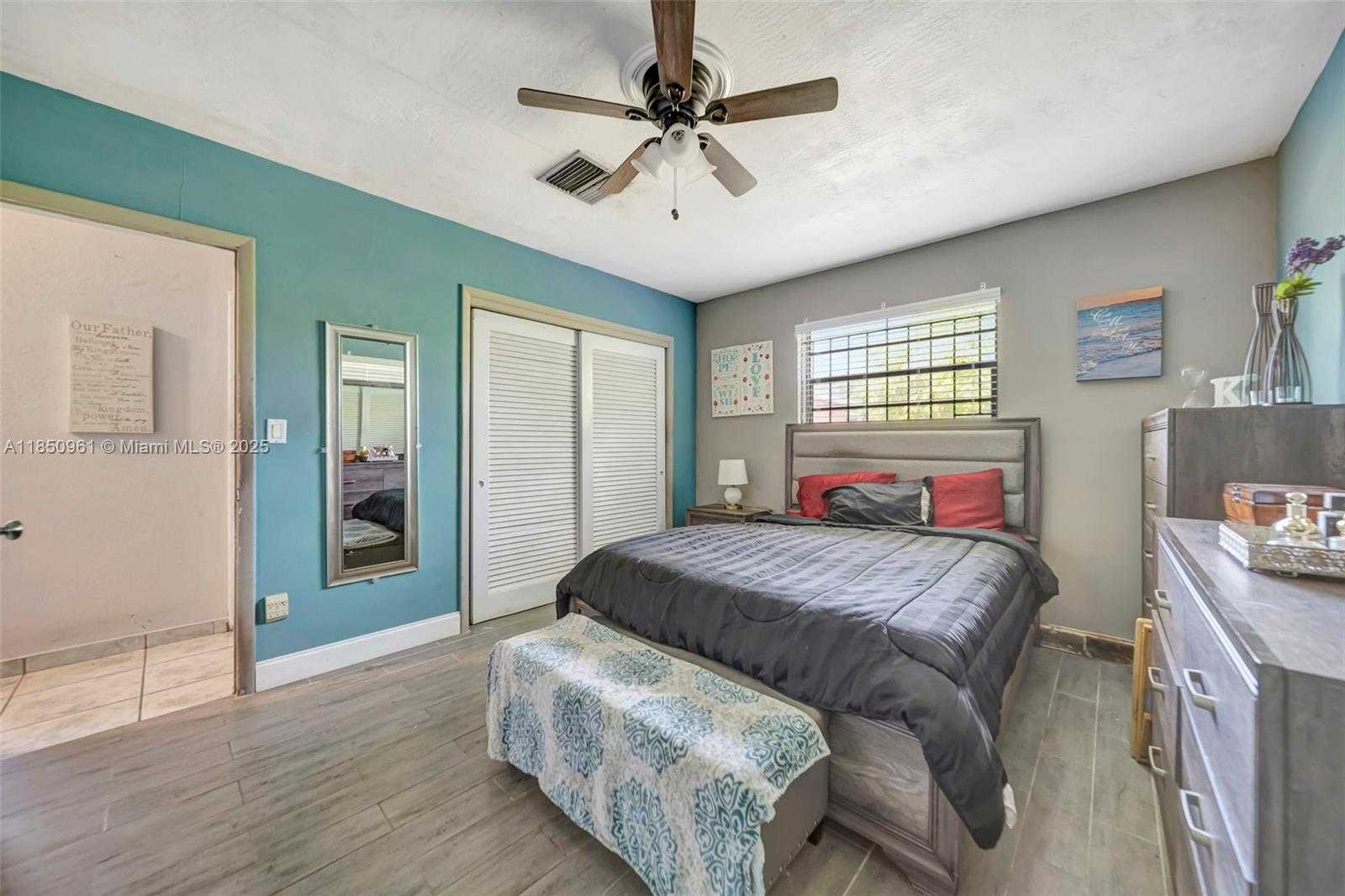 Small Image of 100 NORTH WEST 208TH ST, Miami Gardens Number 20