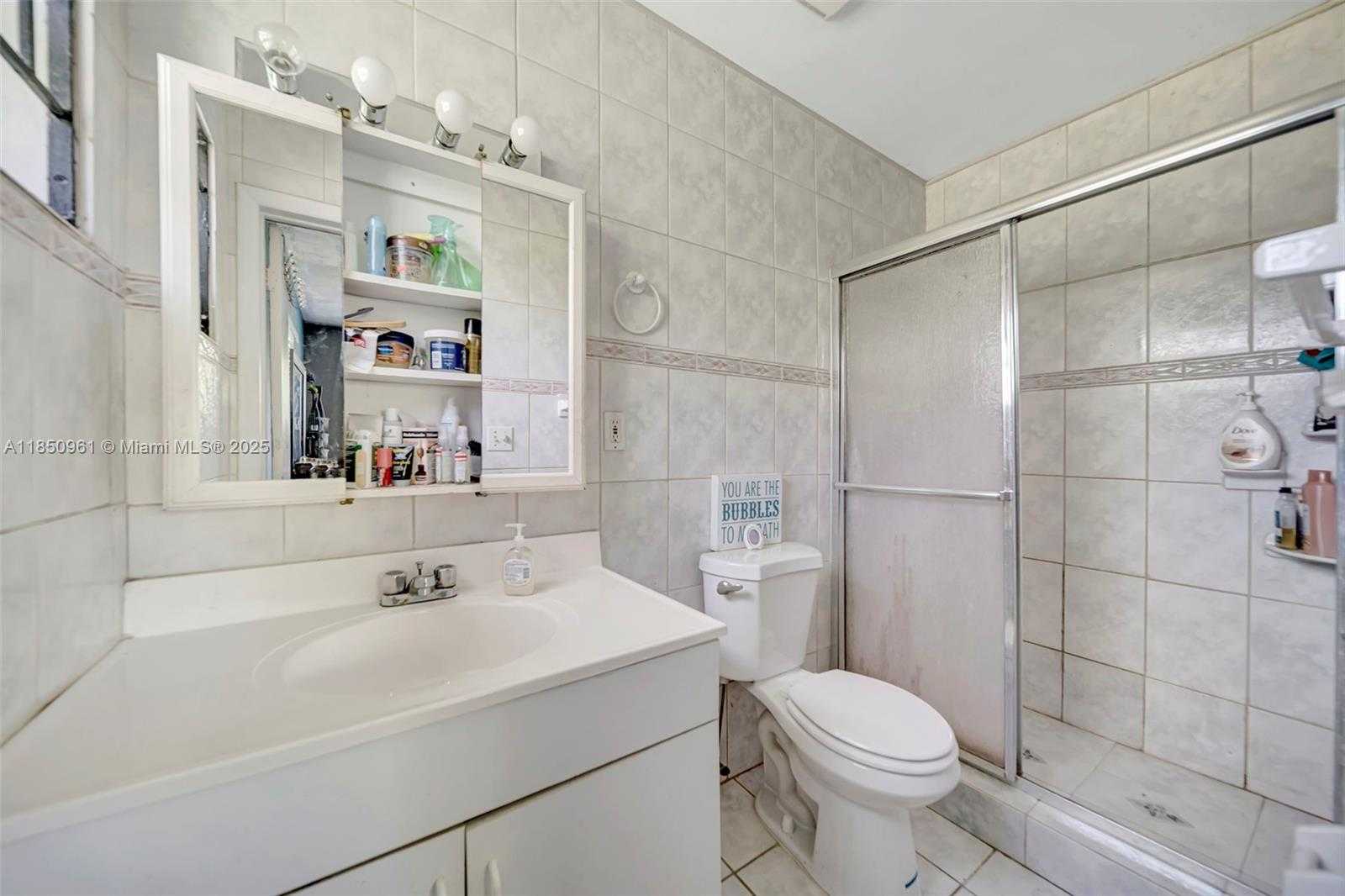 Small Image of 100 NORTH WEST 208TH ST, Miami Gardens Number 22