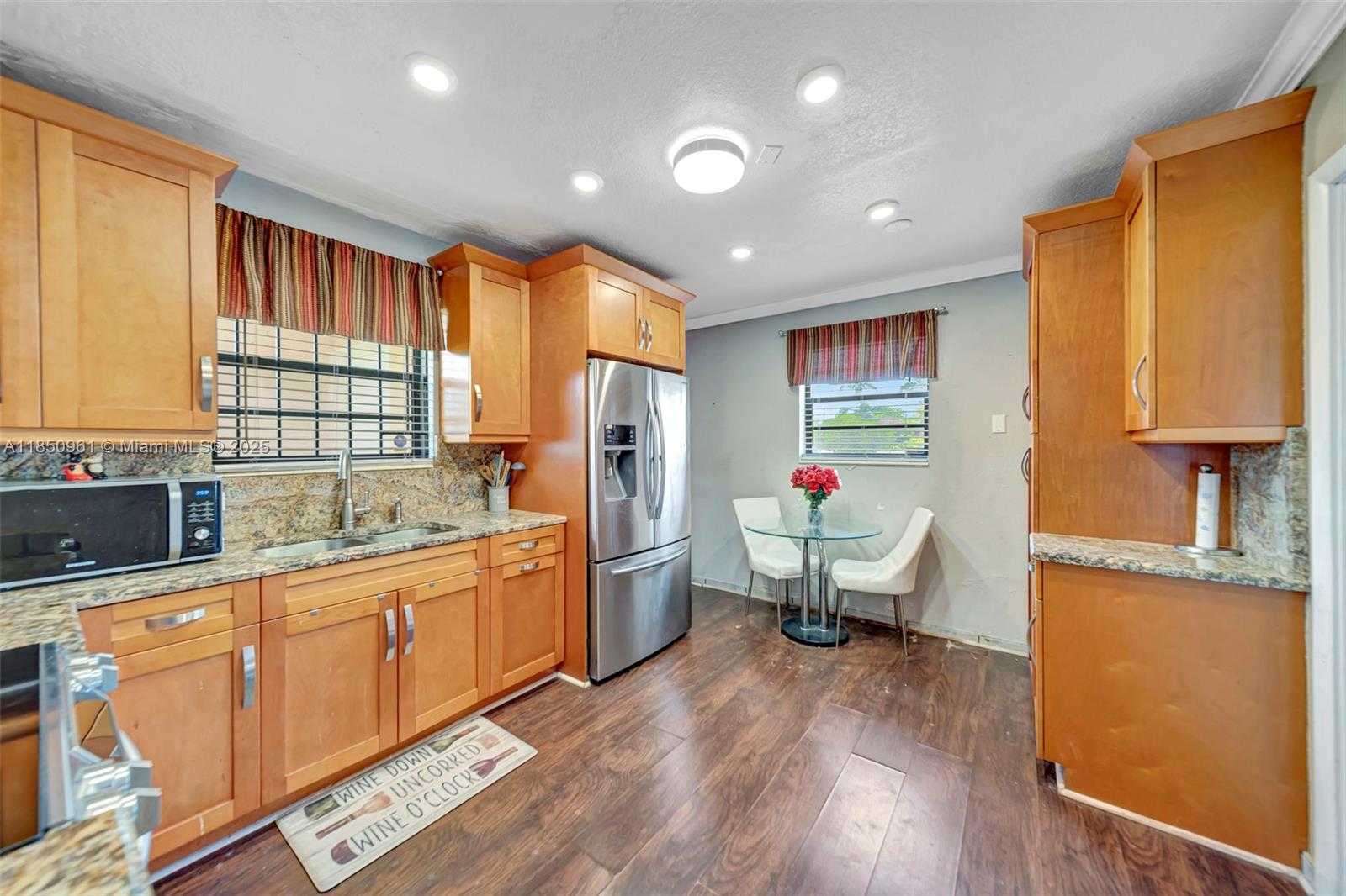 Small Image of 100 NORTH WEST 208TH ST, Miami Gardens Number 8