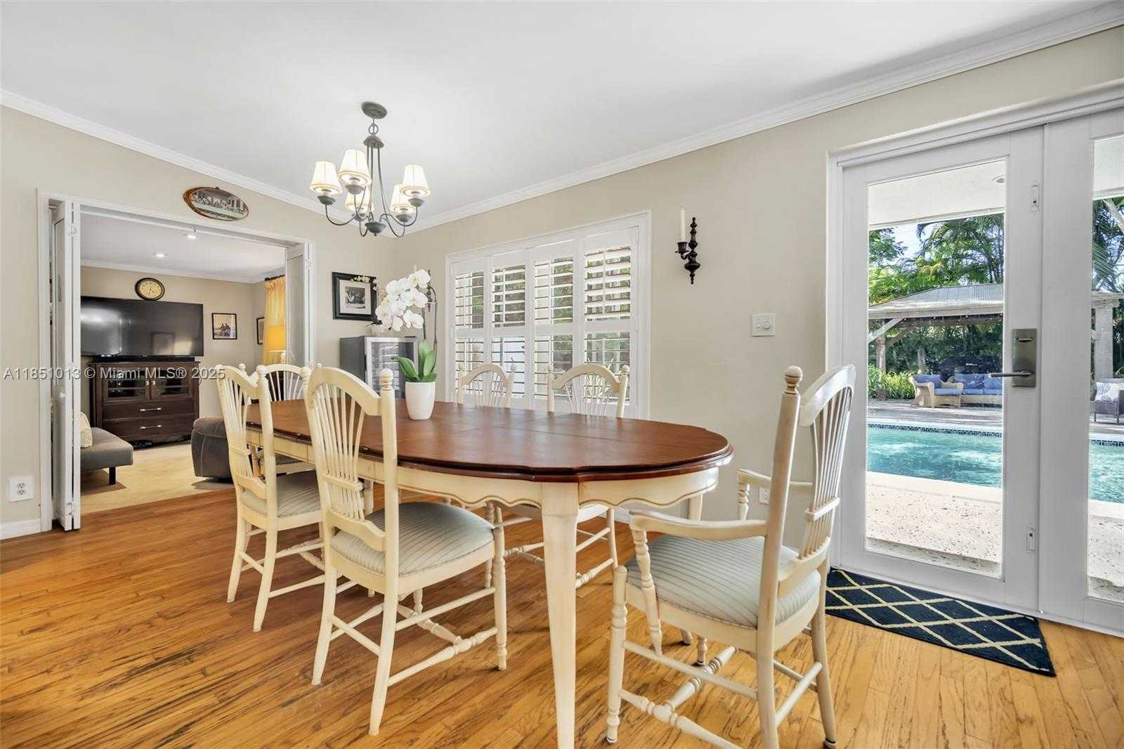 Small Image of 5947 SOUTH WEST 30TH ST, Miami Number 13