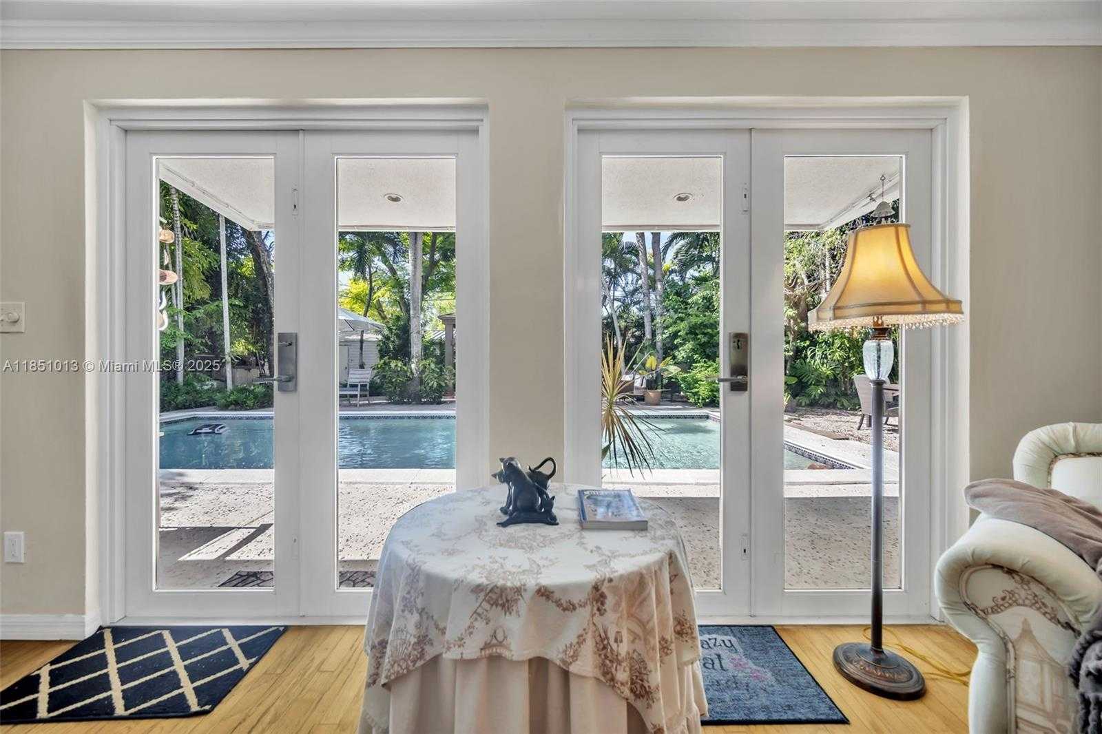 Small Image of 5947 SOUTH WEST 30TH ST, Miami Number 15