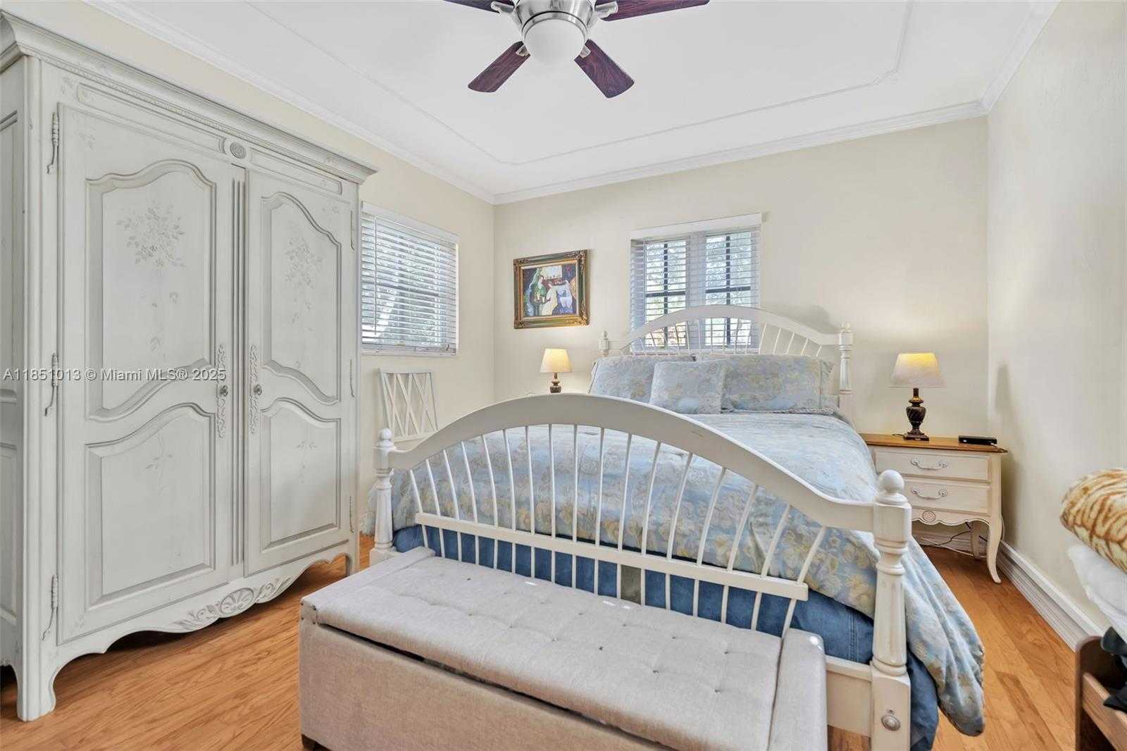 Small Image of 5947 SOUTH WEST 30TH ST, Miami Number 20
