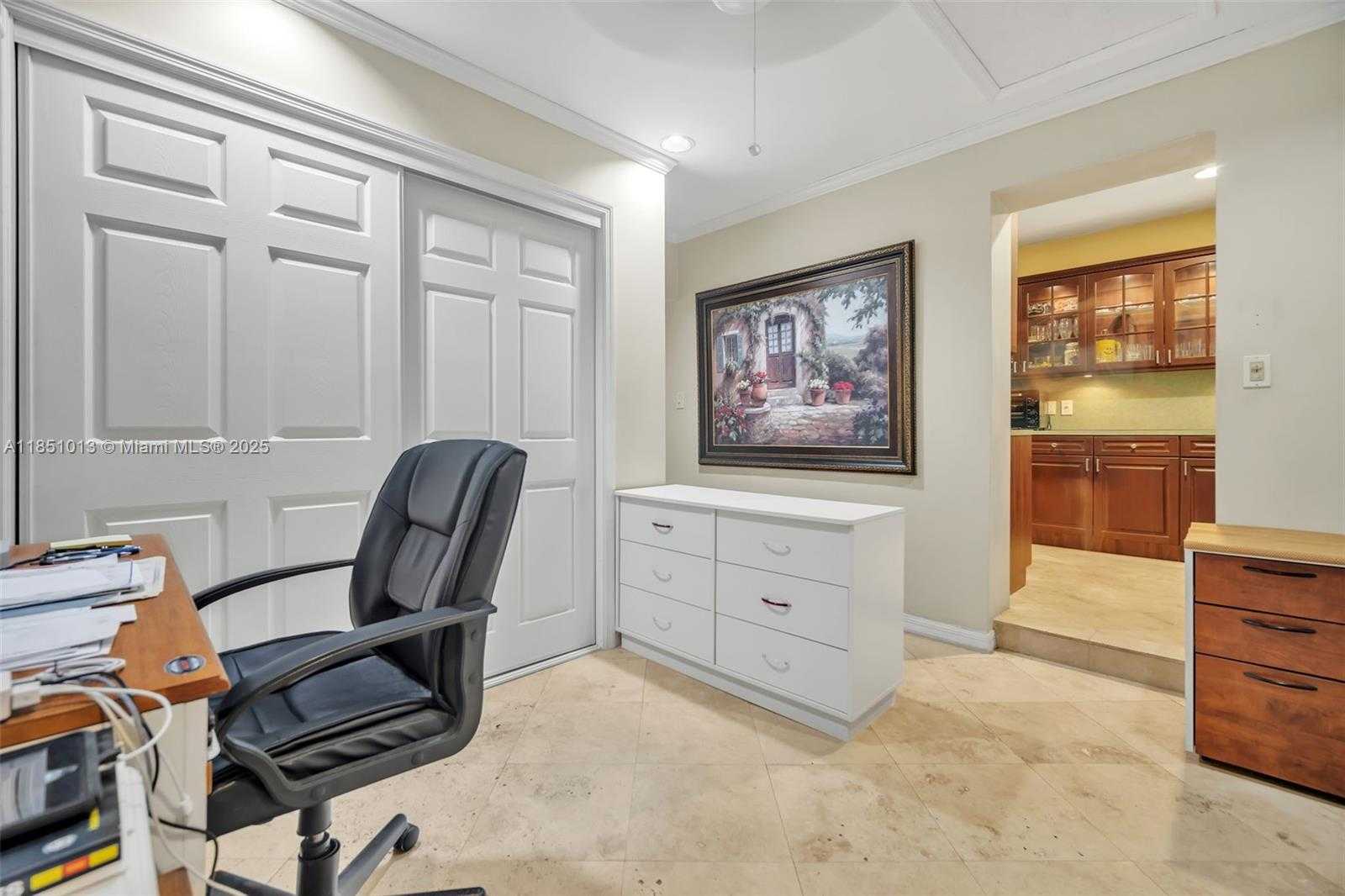 Small Image of 5947 SOUTH WEST 30TH ST, Miami Number 26