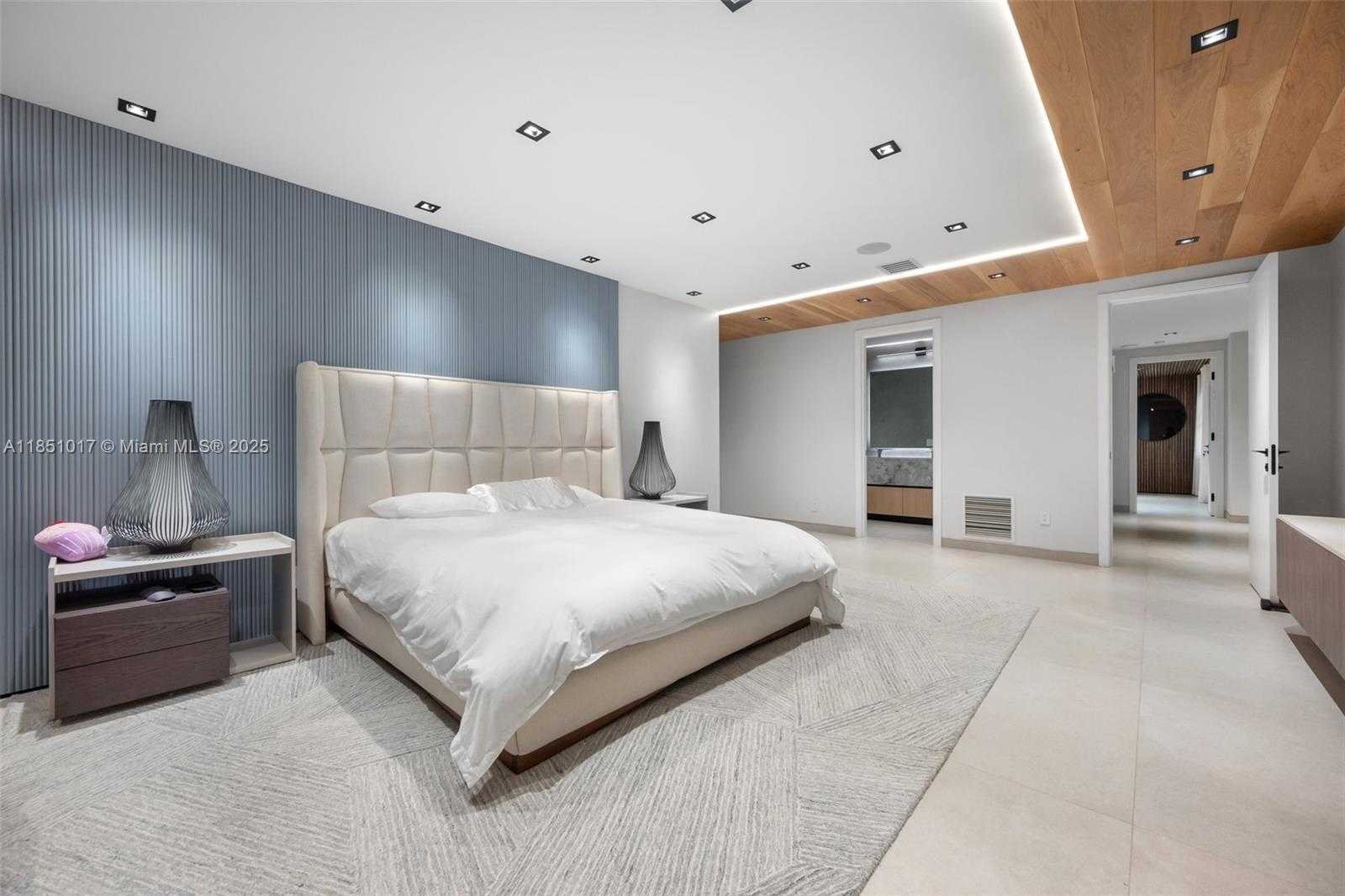 Small Image of 431 LAYNE BLVD, Hallandale Beach Number 27