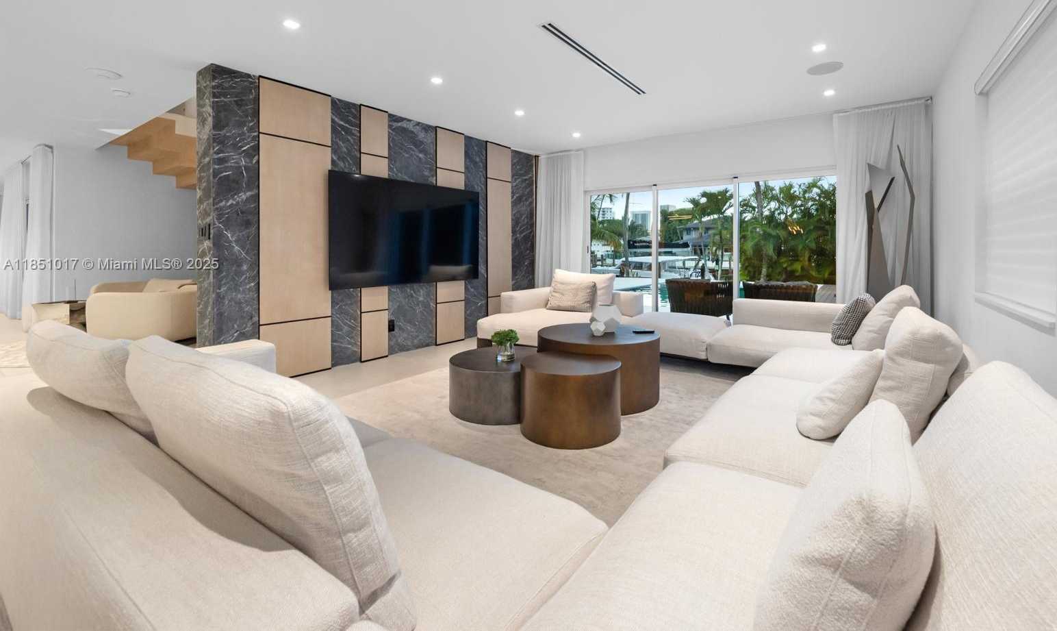 Small Image of 431 LAYNE BLVD, Hallandale Beach Number 4