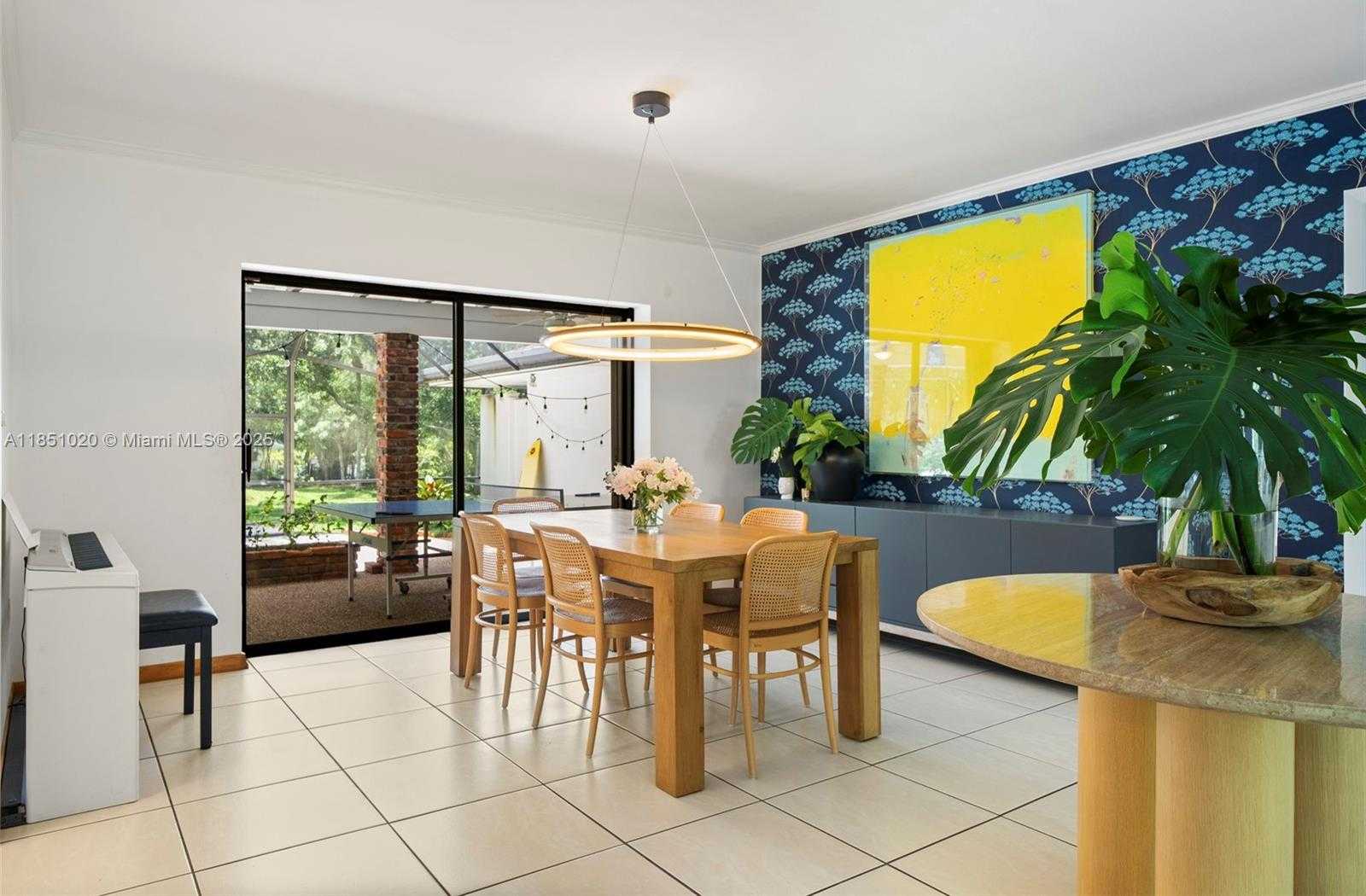 Small Image of 12365 SOUTH WEST 60TH CT, Pinecrest Number 10