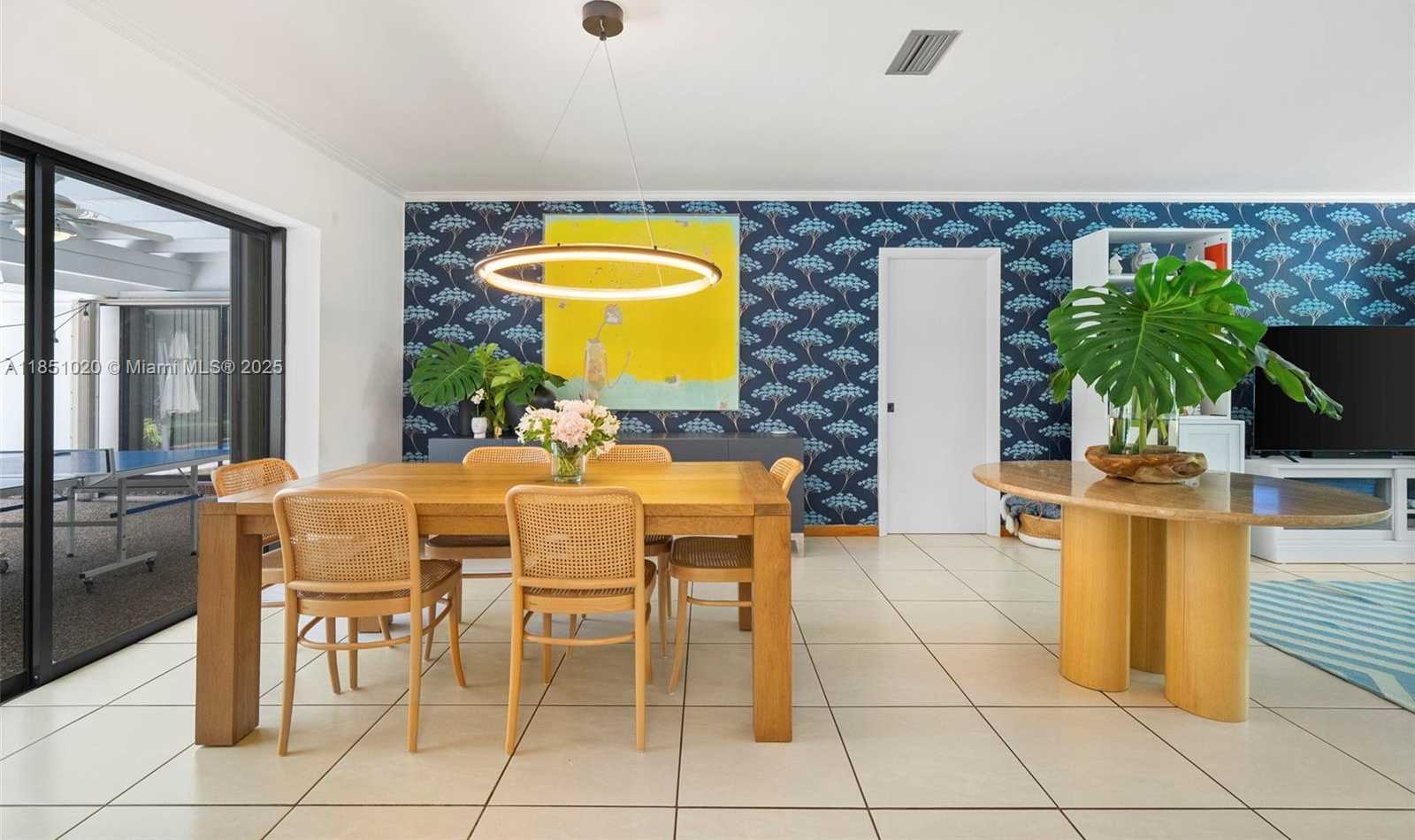 Small Image of 12365 SOUTH WEST 60TH CT, Pinecrest Number 12