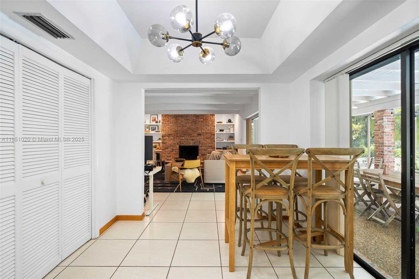 Small Image of 12365 SOUTH WEST 60TH CT, Pinecrest Number 18