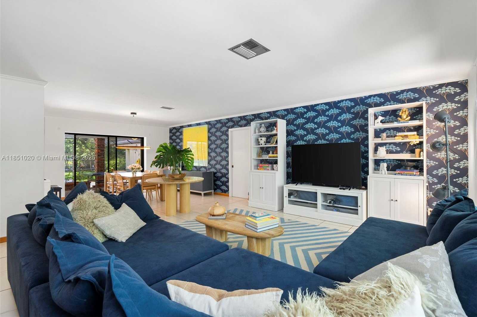 Small Image of 12365 SOUTH WEST 60TH CT, Pinecrest Number 7