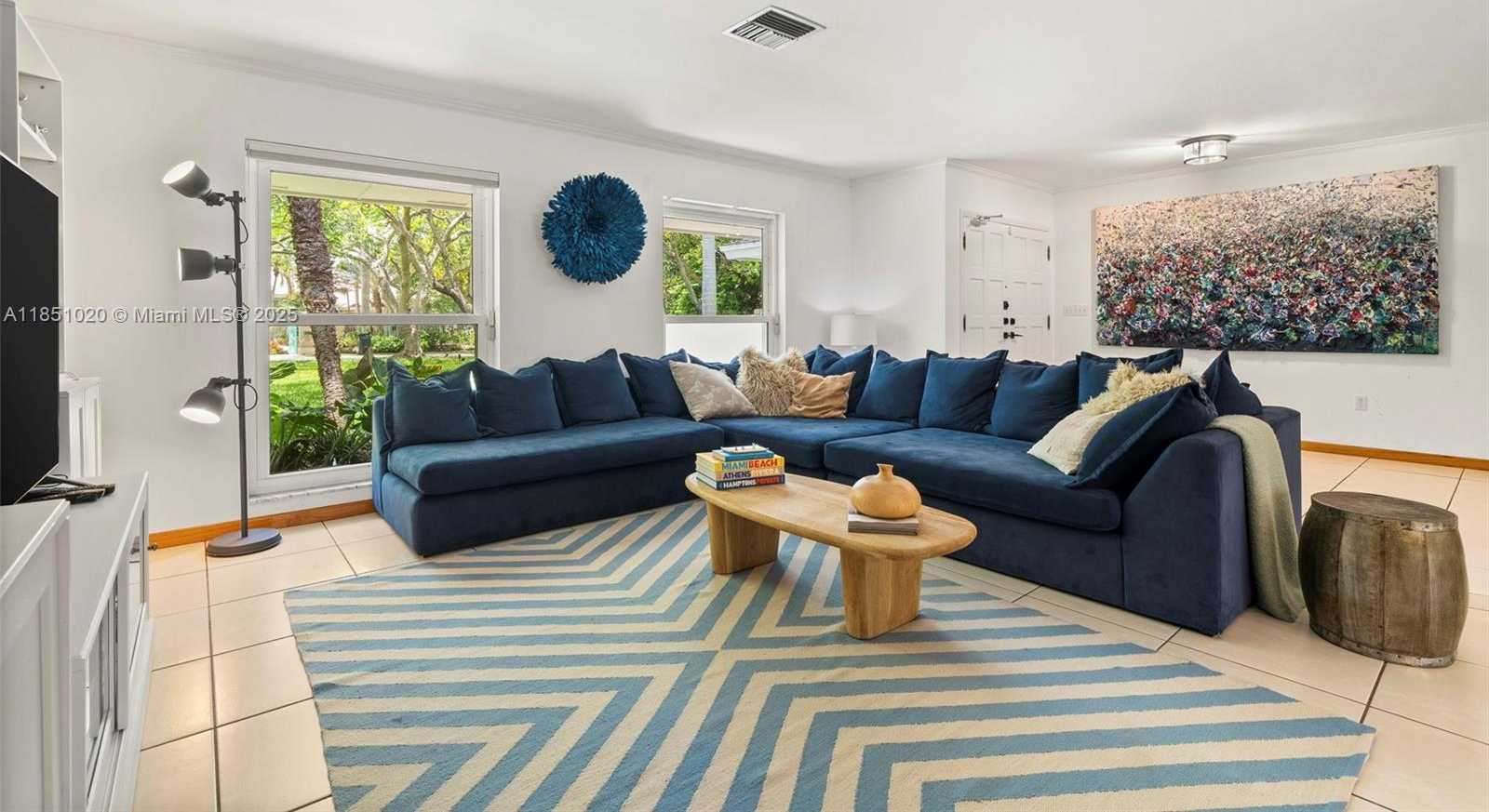 Small Image of 12365 SOUTH WEST 60TH CT, Pinecrest Number 9