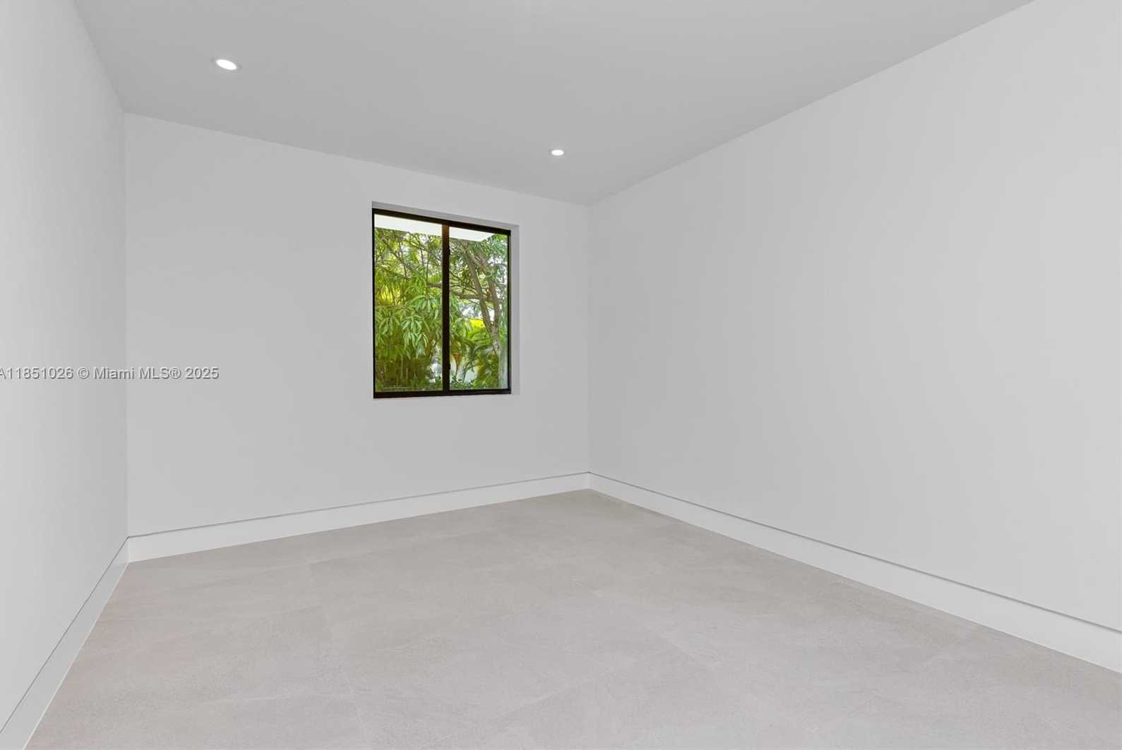 Small Image of 6445 SOUTH WEST 129TH TER, Pinecrest Number 37