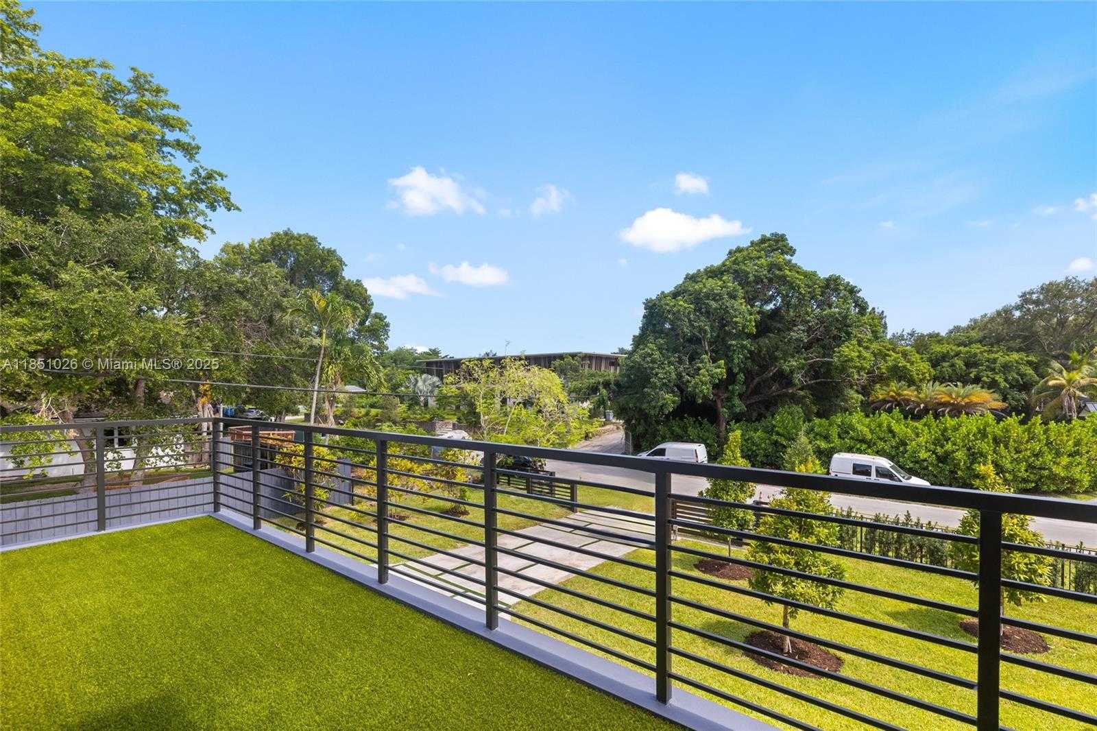 Small Image of 6445 SOUTH WEST 129TH TER, Pinecrest Number 64