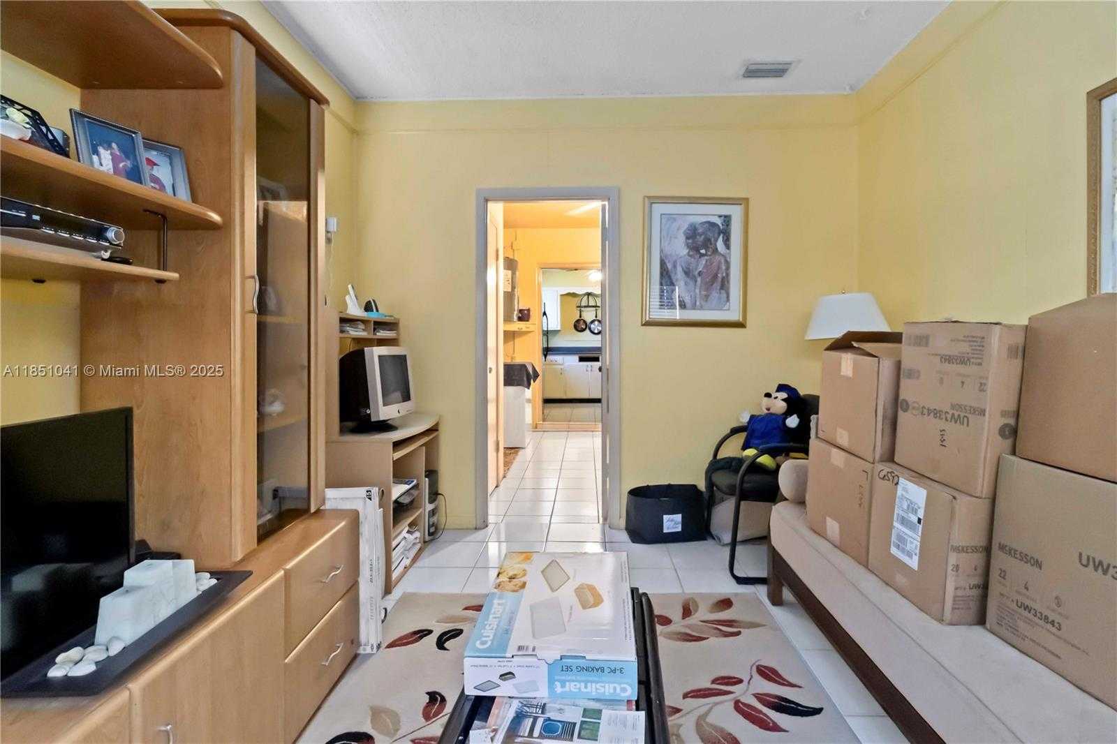 Small Image of 1545 NORTH EAST 158TH ST, North Miami Beach Number 15
