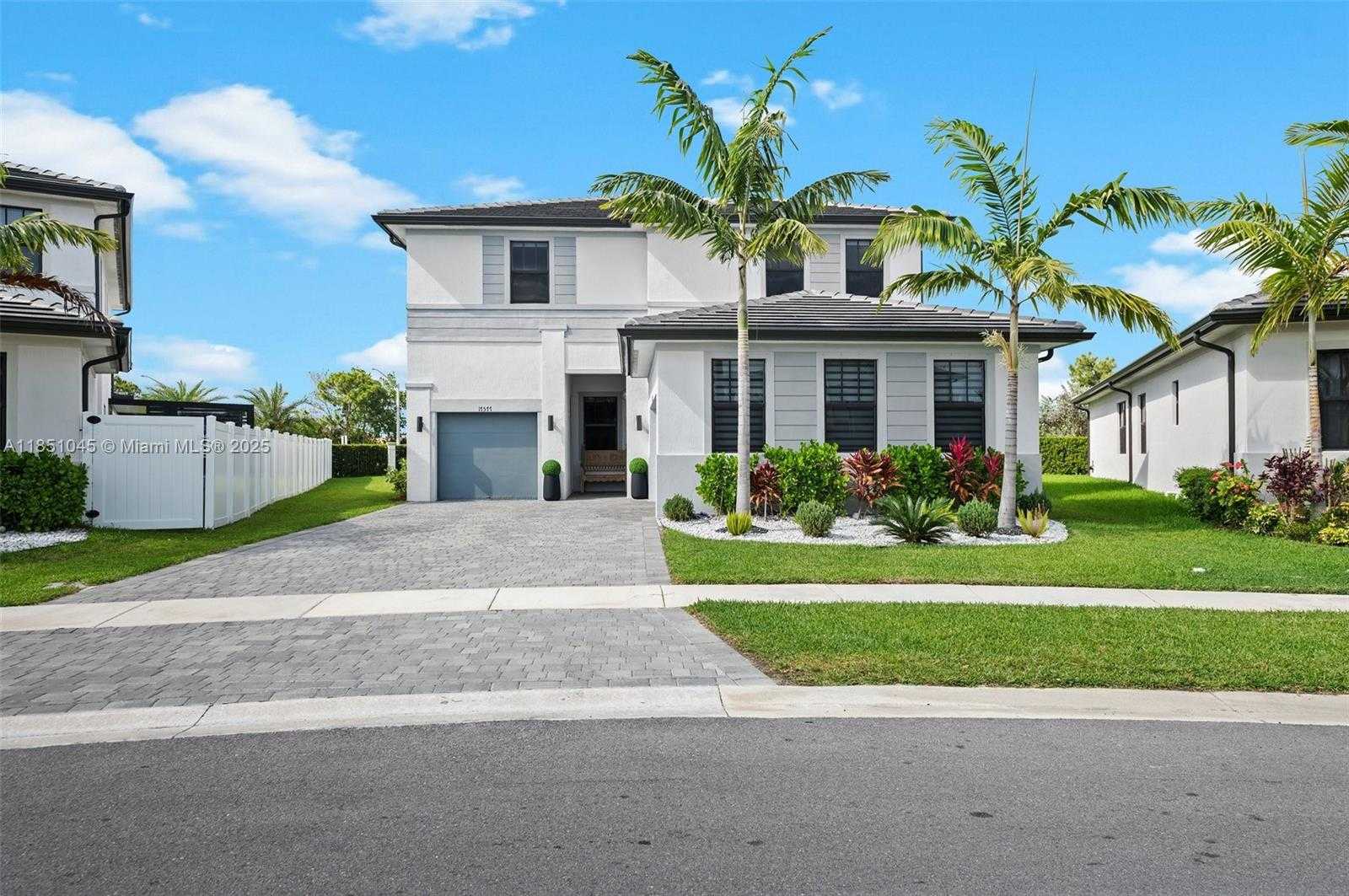 Small Image of 17577 SOUTH WEST 41ST ST, Miramar Number 2