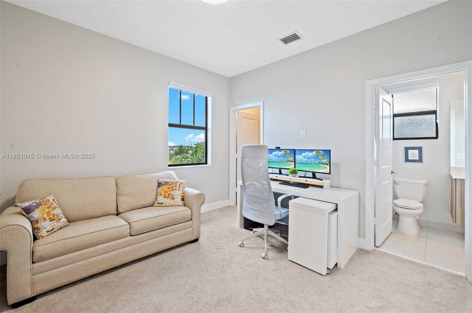Small Image of 17577 SOUTH WEST 41ST ST, Miramar Number 24
