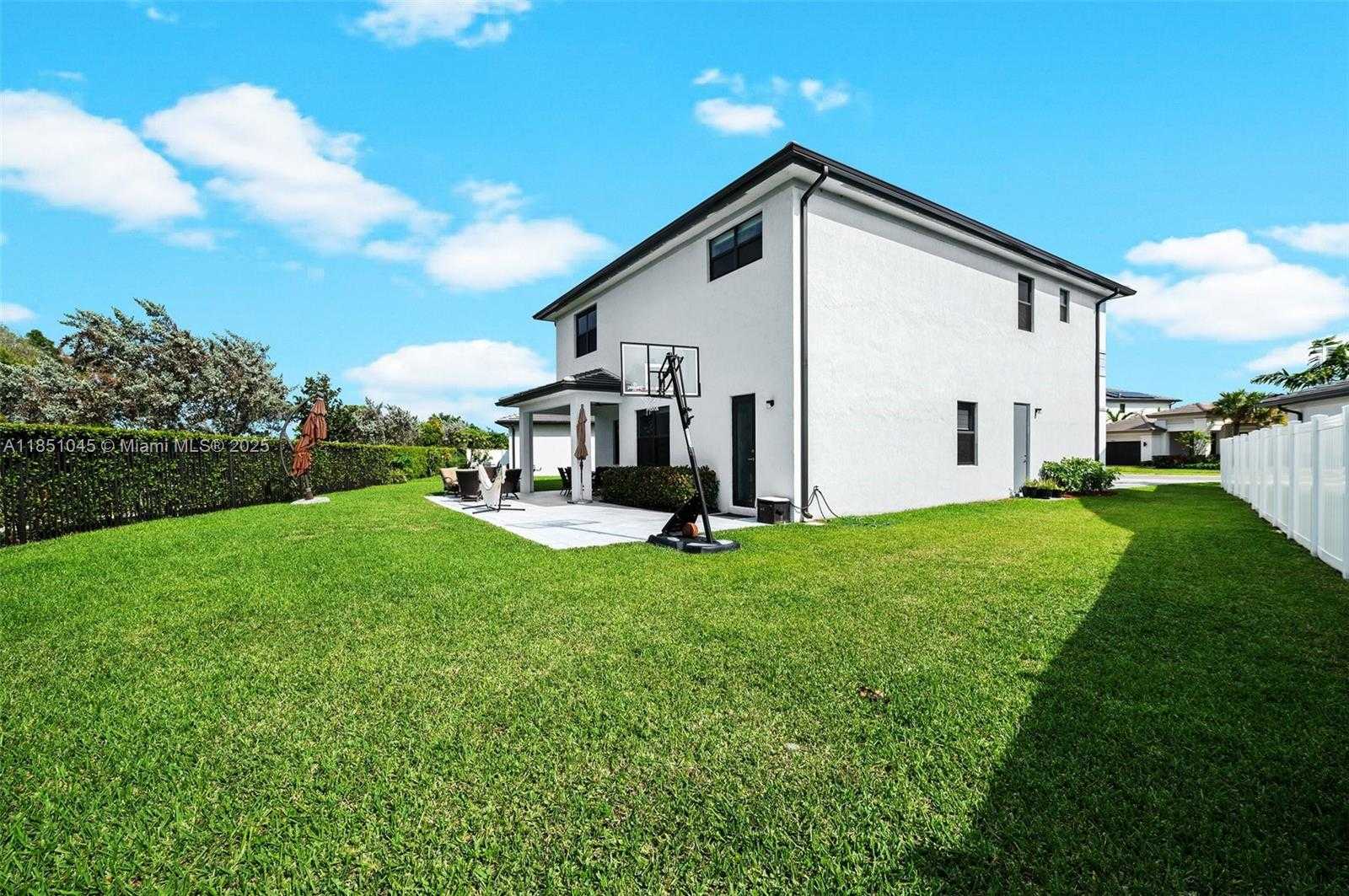Small Image of 17577 SOUTH WEST 41ST ST, Miramar Number 34