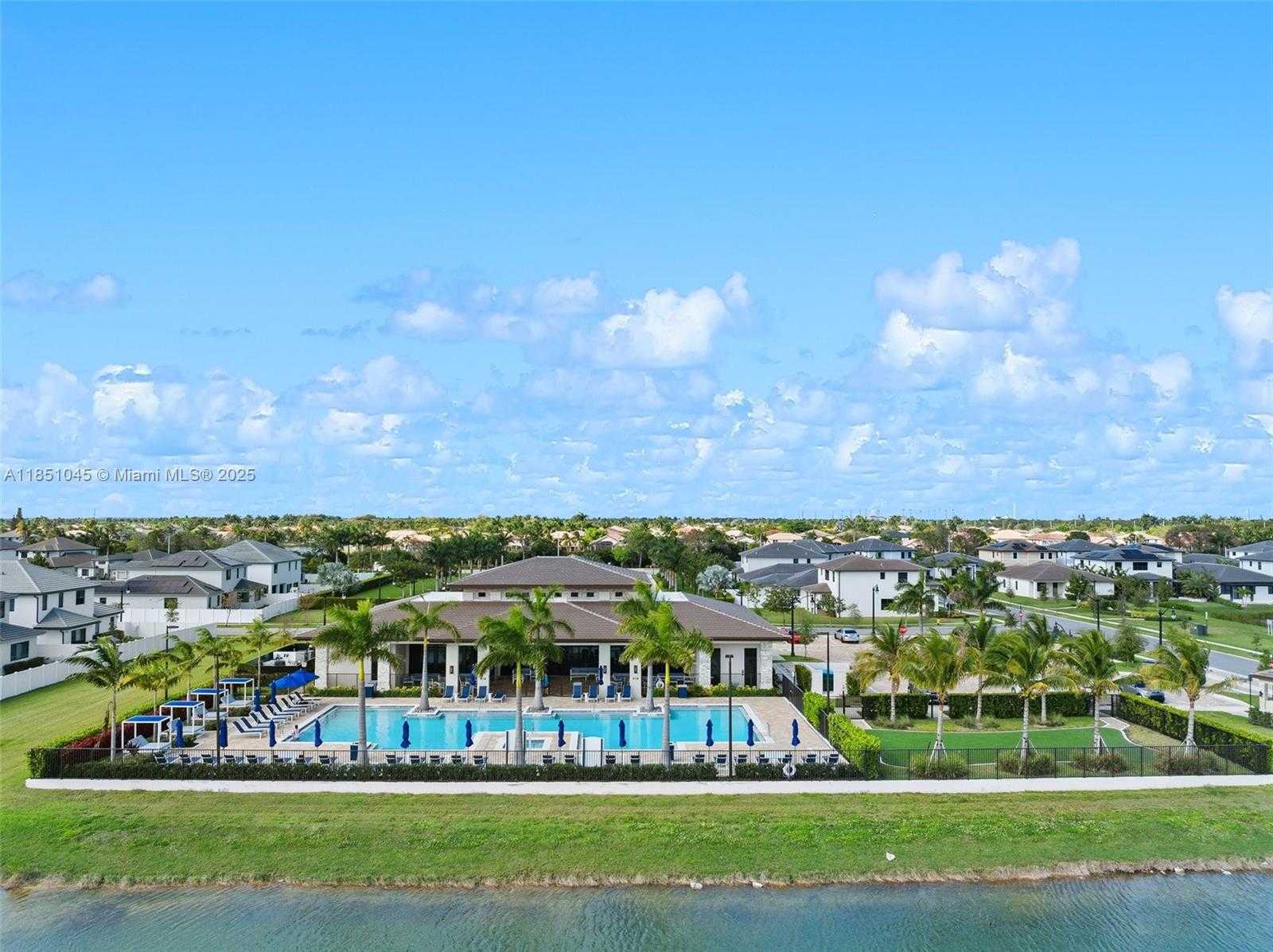 Small Image of 17577 SOUTH WEST 41ST ST, Miramar Number 39