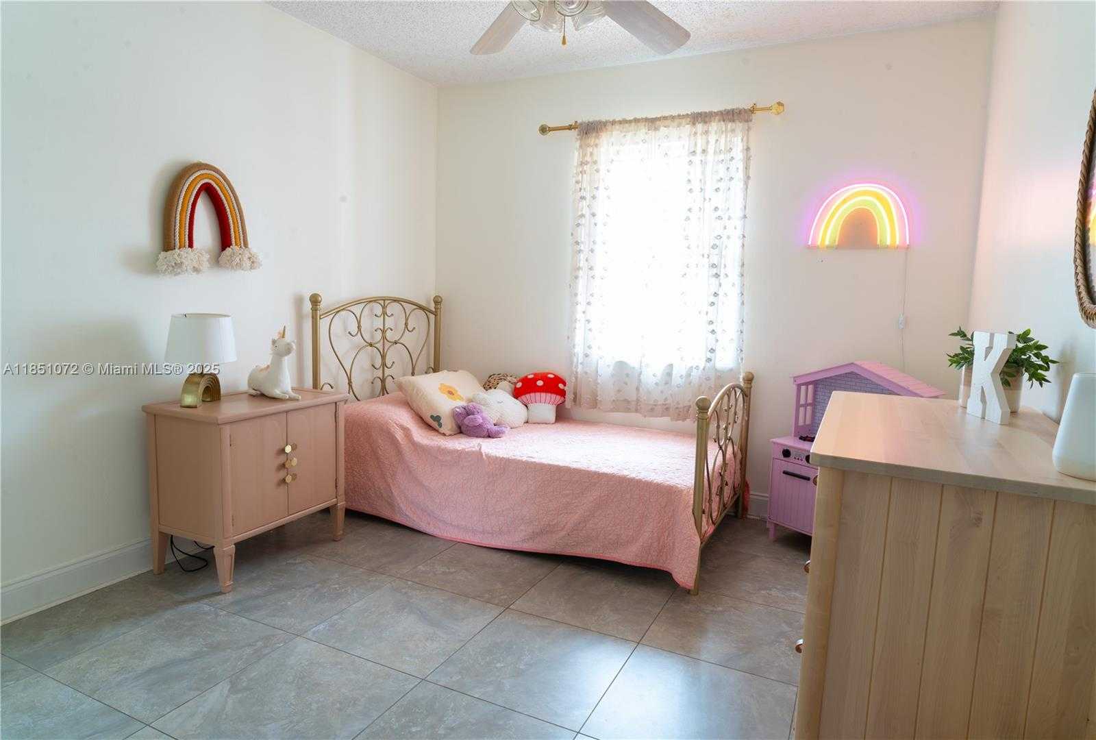 Small Image of 3215 SOUTH WEST 2ND CT, Deerfield Beach Number 16