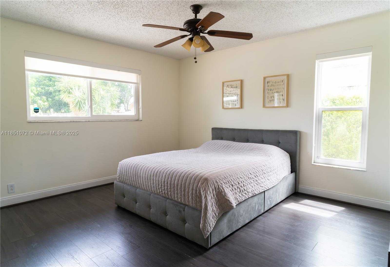 Small Image of 3215 SOUTH WEST 2ND CT, Deerfield Beach Number 20