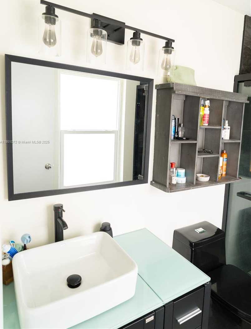 Small Image of 3215 SOUTH WEST 2ND CT, Deerfield Beach Number 23