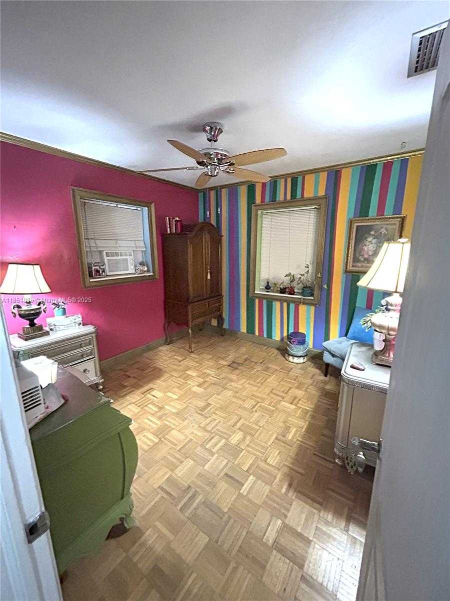 Small Image of 2631 WILSON ST, Hollywood Number 20