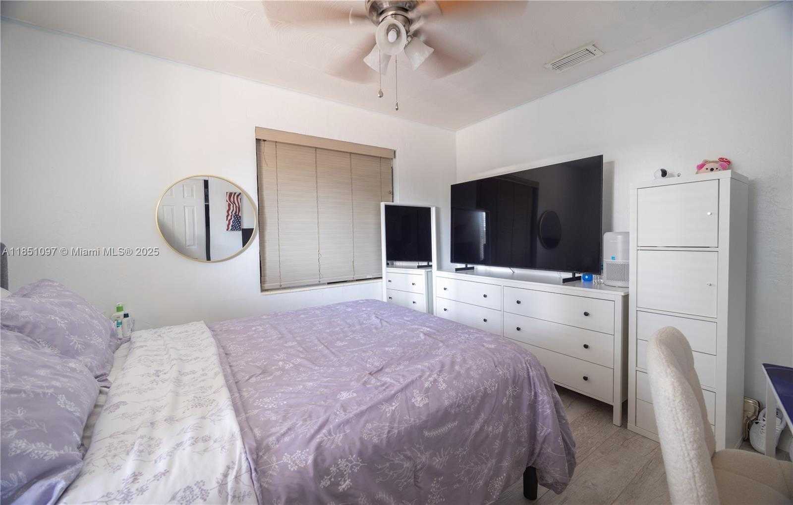 Small Image of 2950 NORTH EAST 11TH AVE, Pompano Beach Number 22