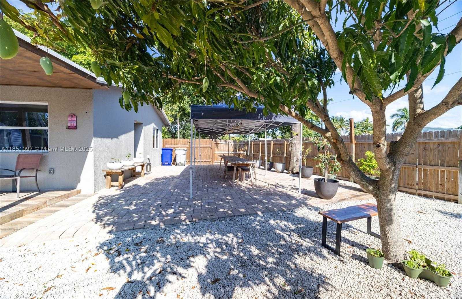 Small Image of 2950 NORTH EAST 11TH AVE, Pompano Beach Number 28