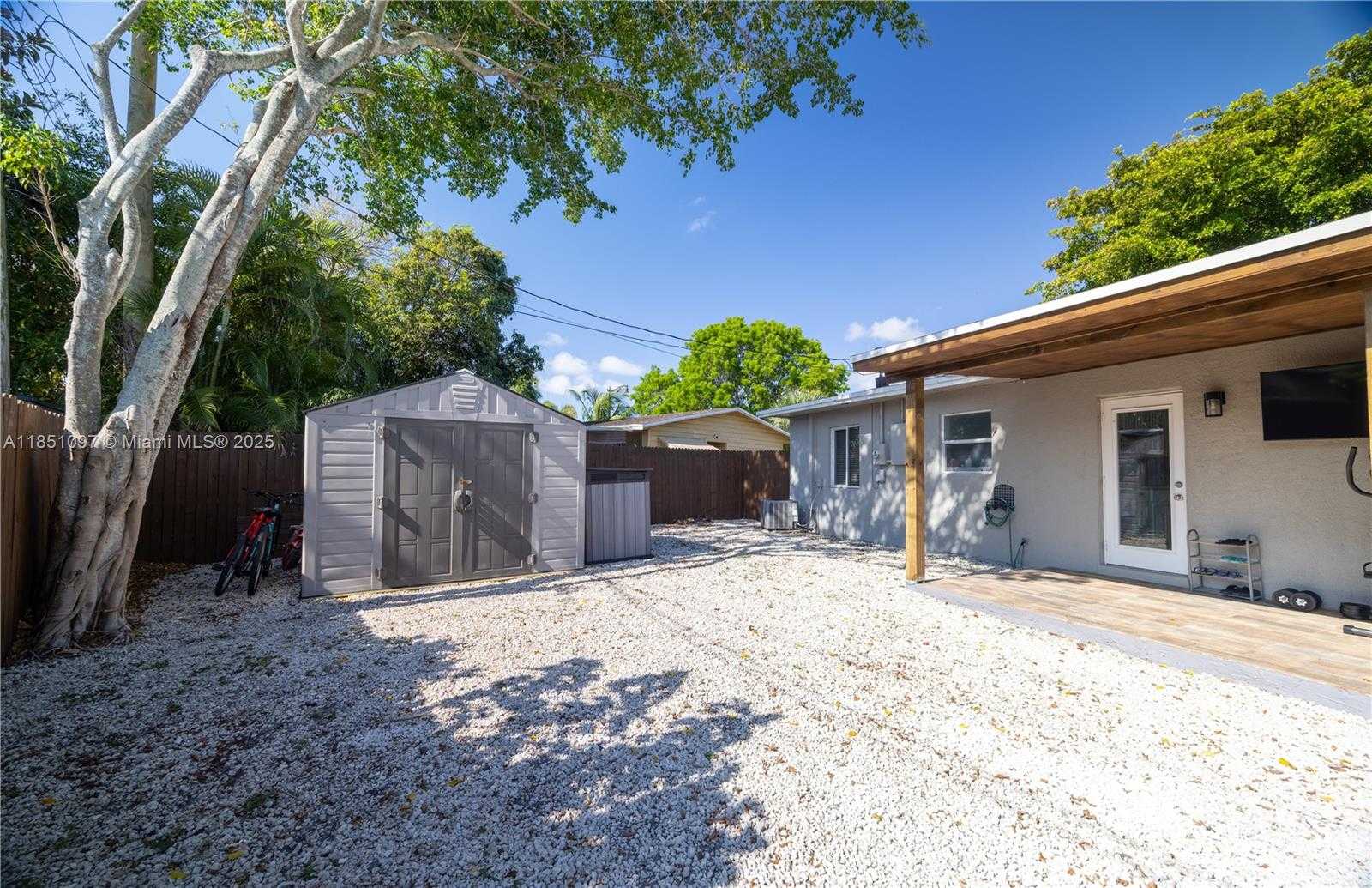 Small Image of 2950 NORTH EAST 11TH AVE, Pompano Beach Number 35