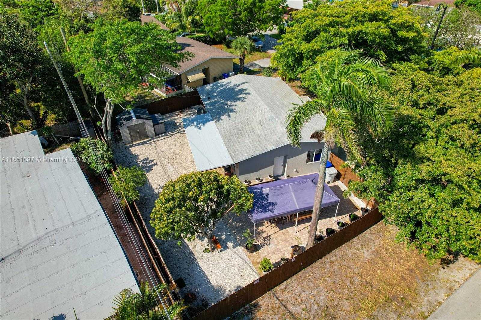 Small Image of 2950 NORTH EAST 11TH AVE, Pompano Beach Number 39