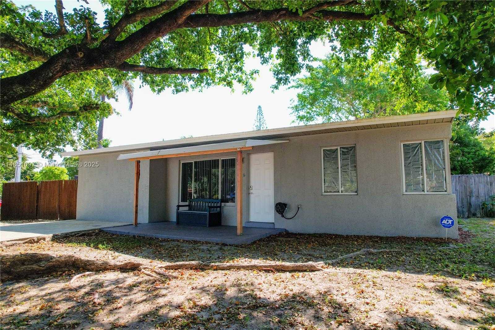 Small Image of 2950 NORTH EAST 11TH AVE, Pompano Beach Number 44