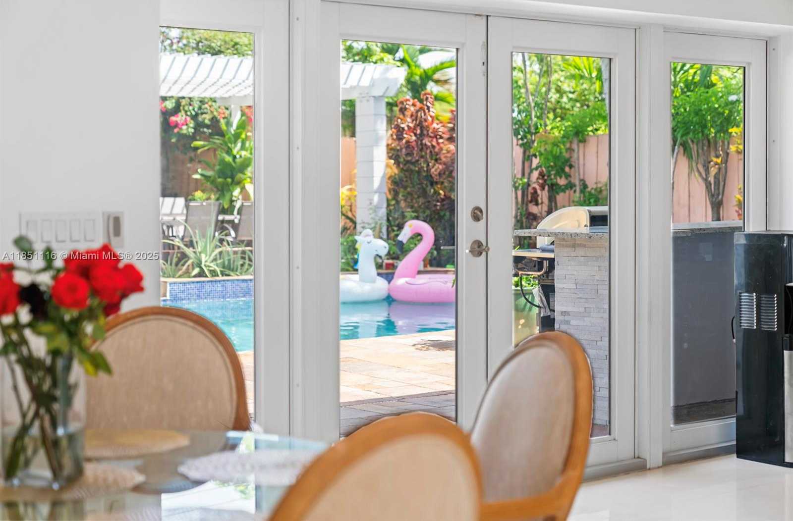 Small Image of 930 NORTH EAST 182ND TER, North Miami Beach Number 22